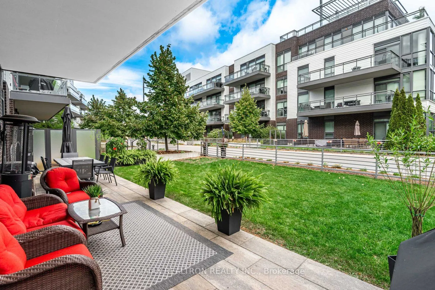333 Sea Ray Avenue, #D124