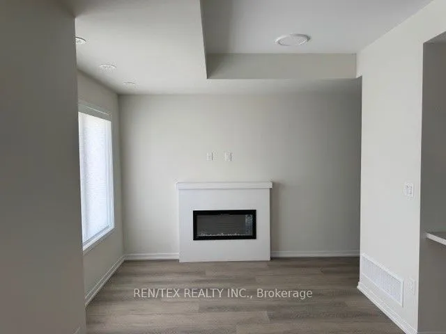 118 Matawin Lane, #118
