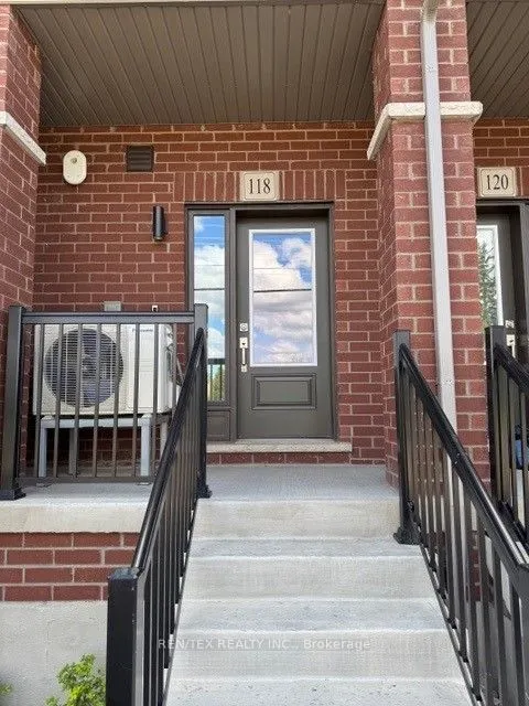 118 Matawin Lane, #118