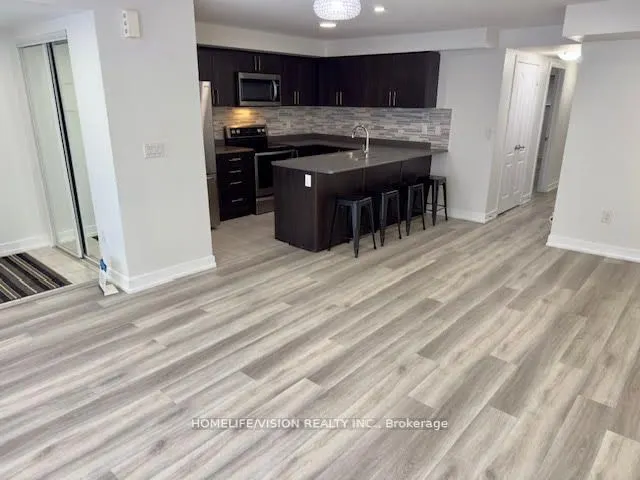 20 Westmeath Lane, #2327