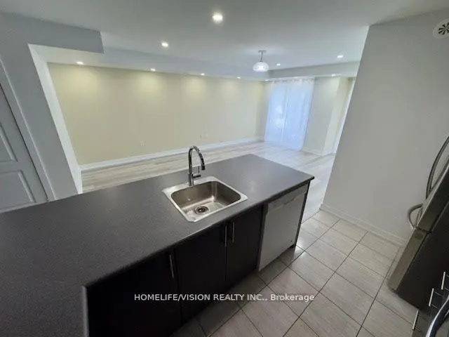 20 Westmeath Lane, #2327