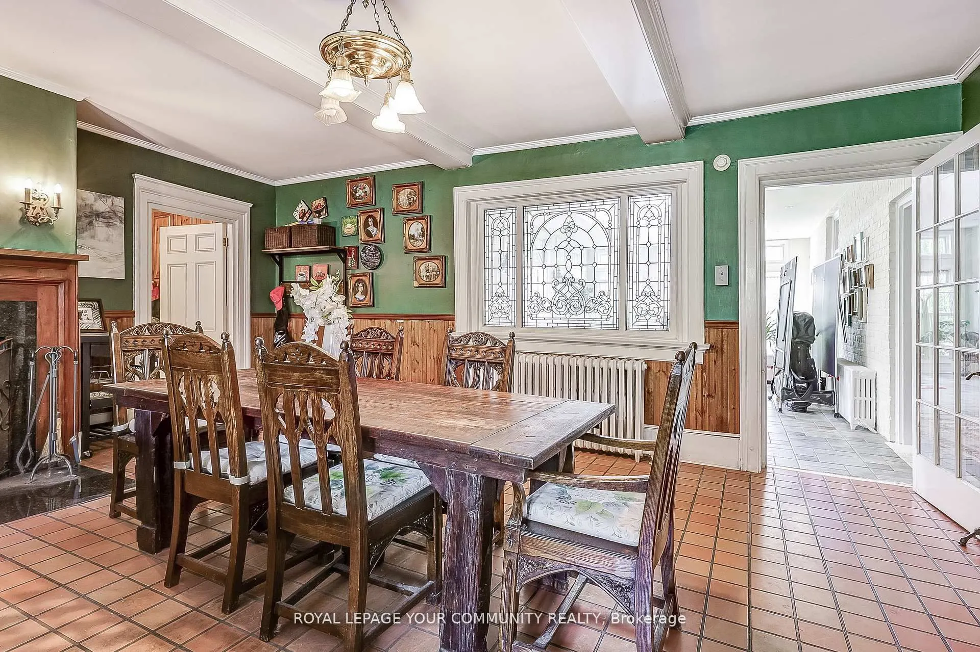 54 Cricklewood Crescent