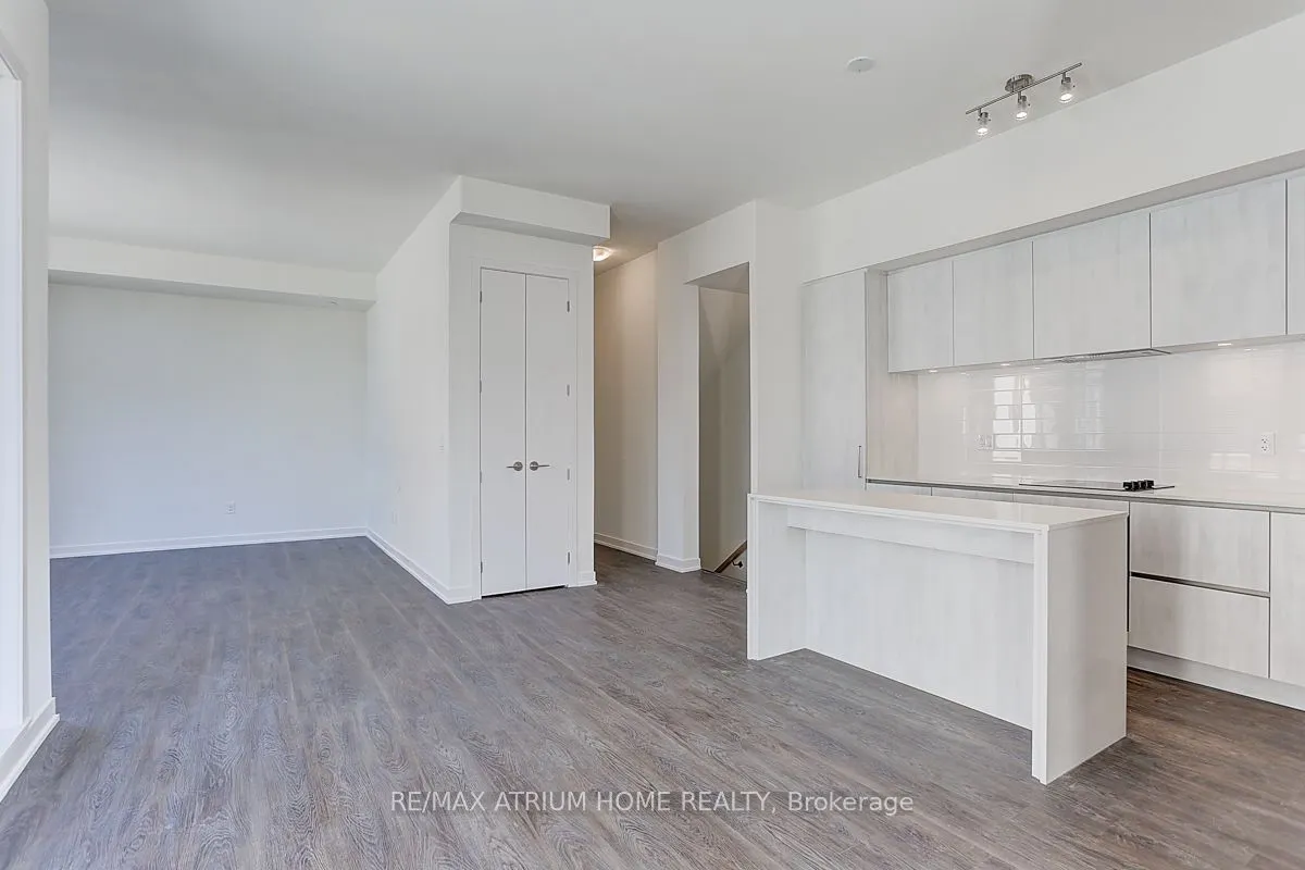 12 David Eyer Road, #1103