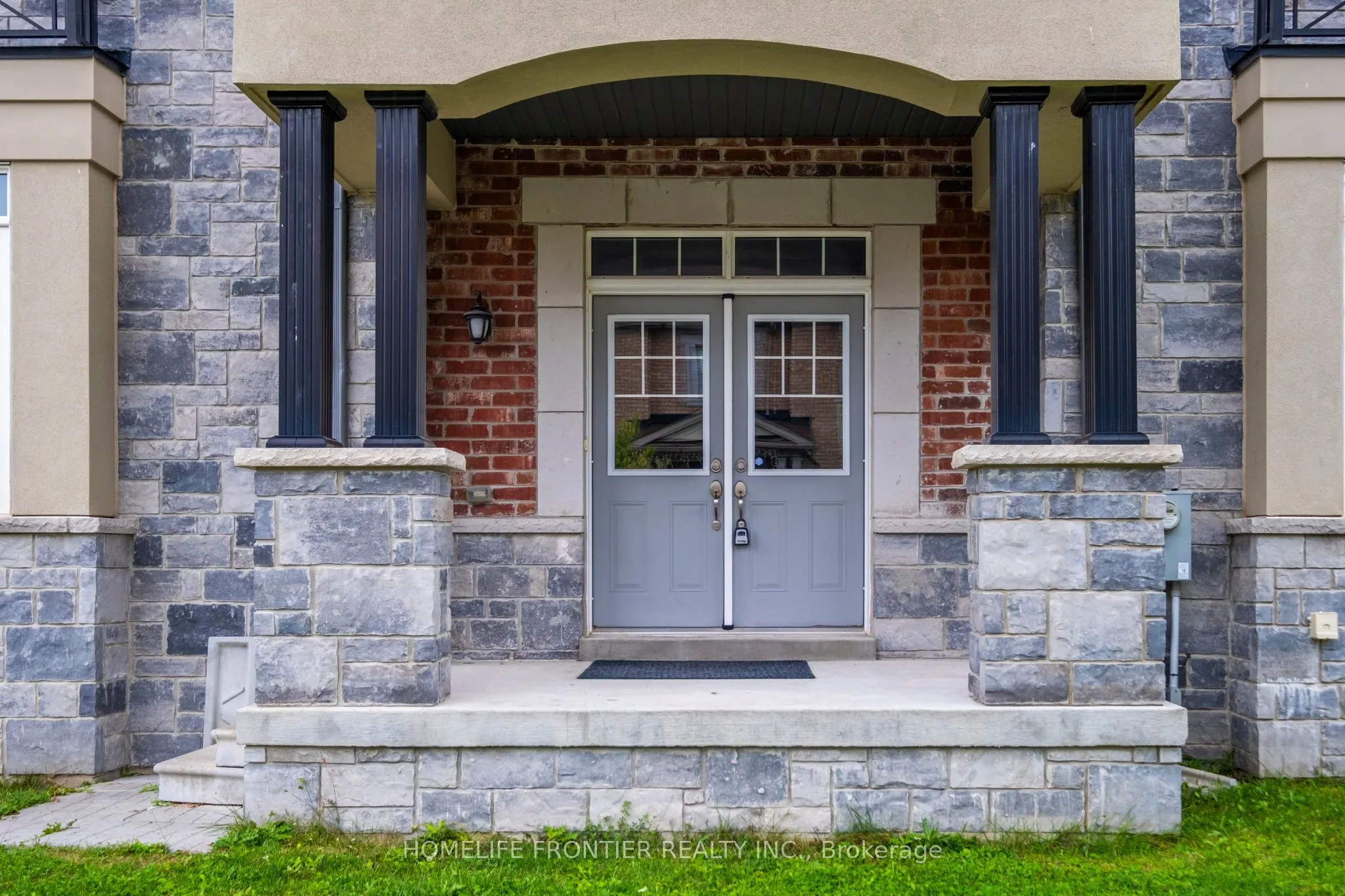 227 Inverness Way