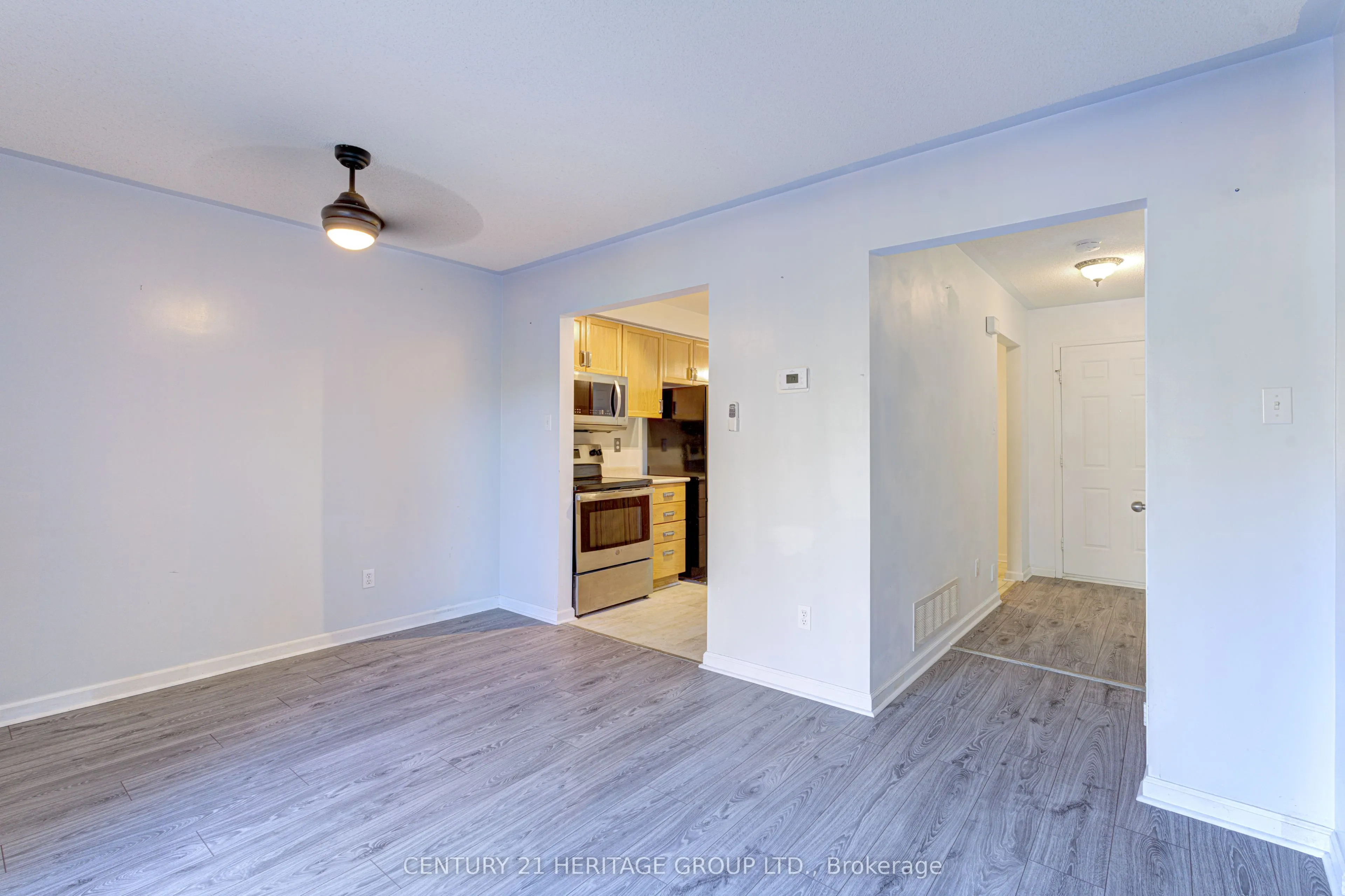 89 Potter Crescent