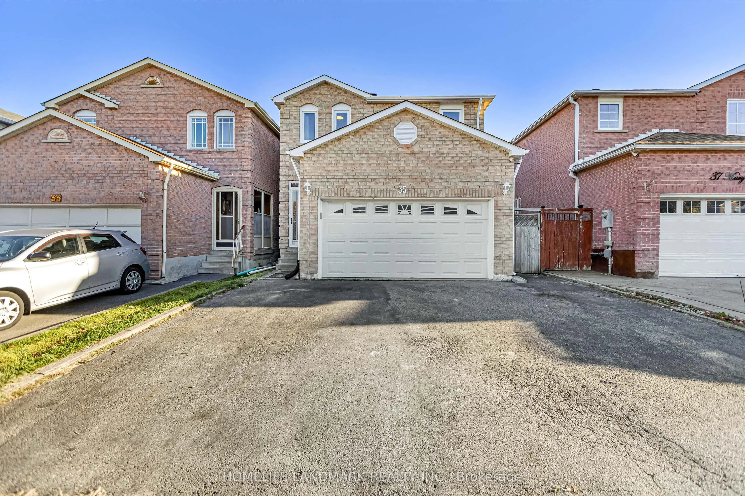 35 Mary Pearson Drive