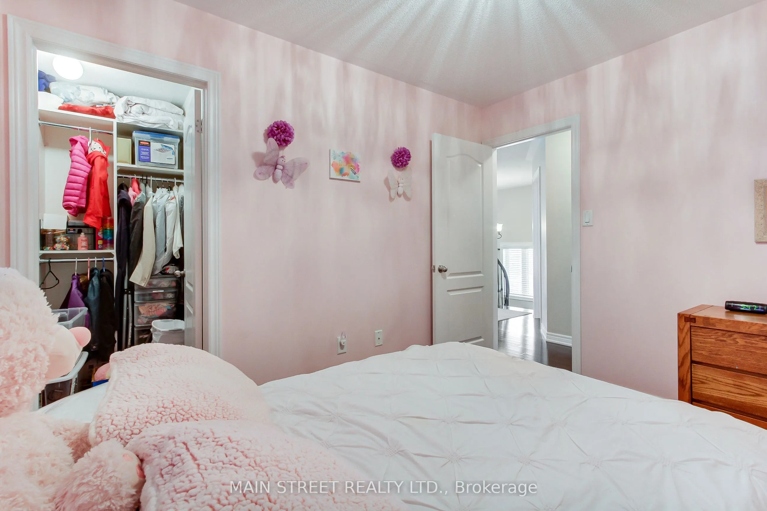 6 Amstel Avenue