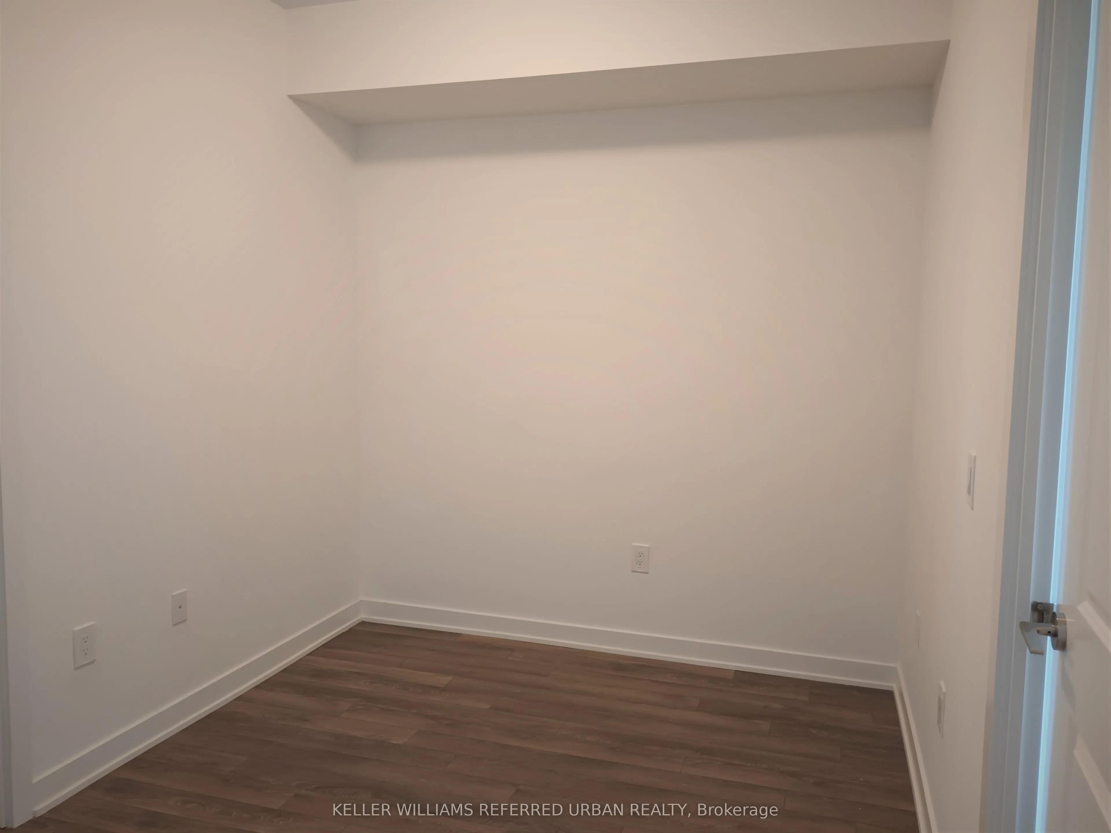 100 Eagle Rock Way, #221
