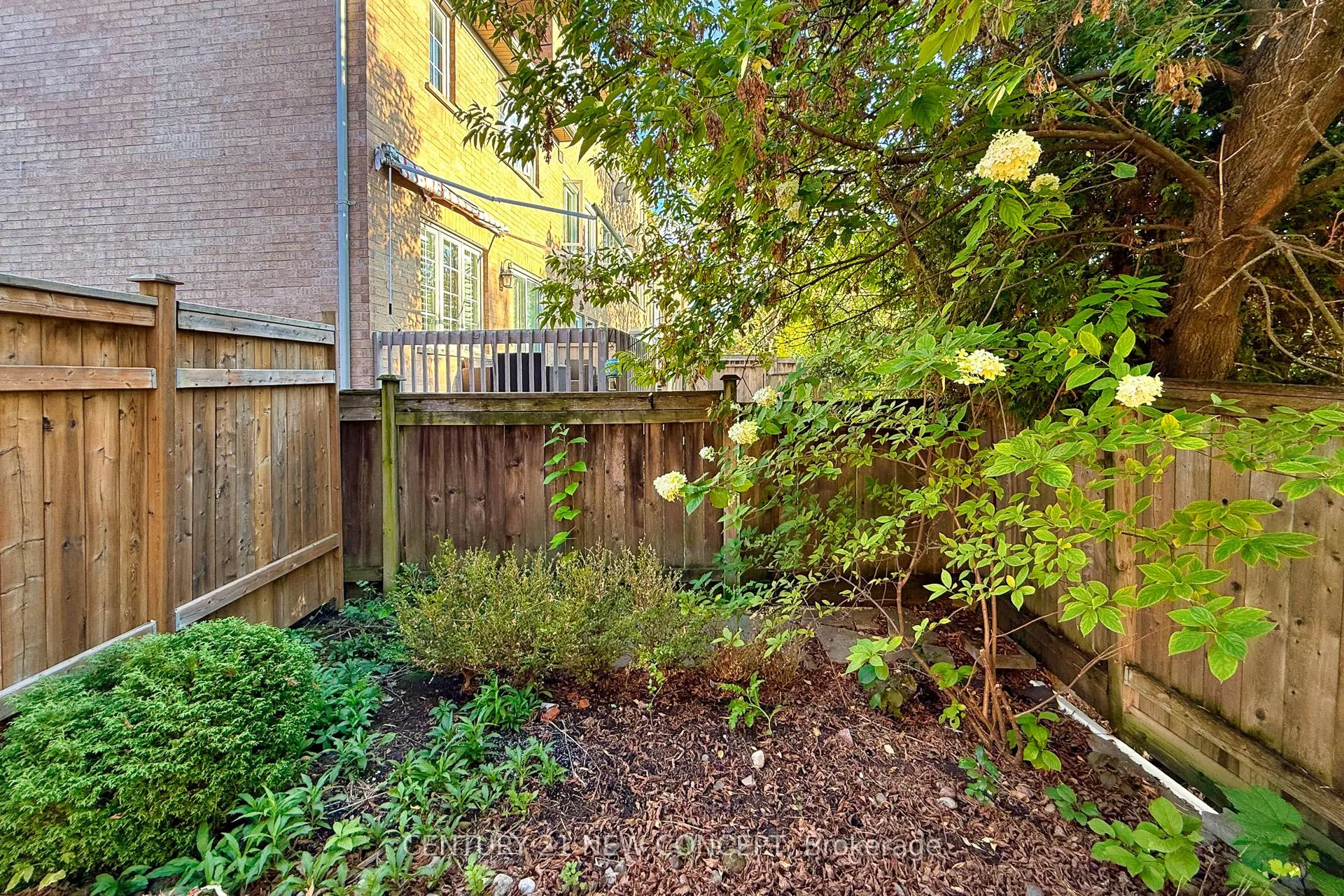 100 Coburg Crescent