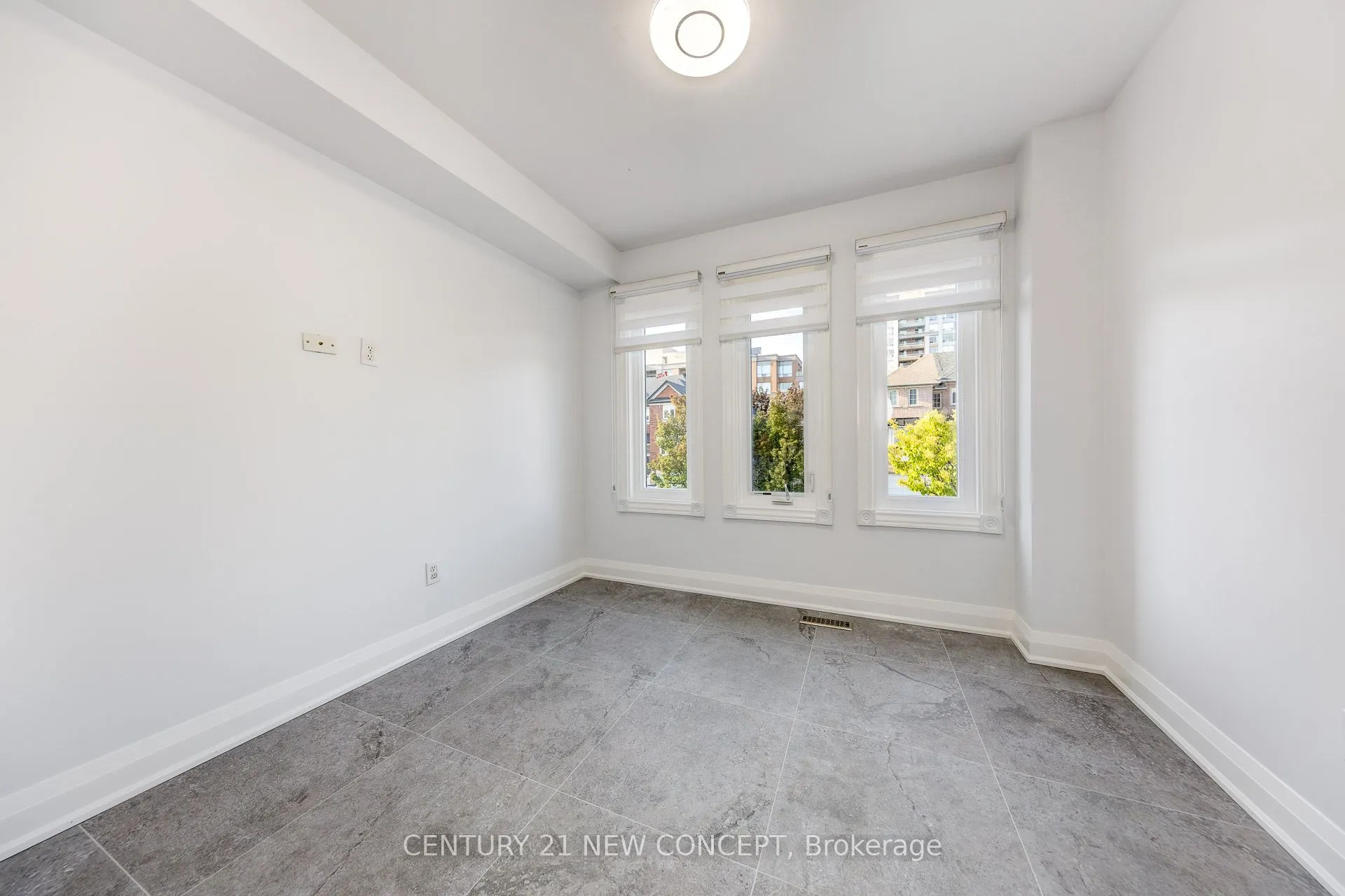 100 Coburg Crescent