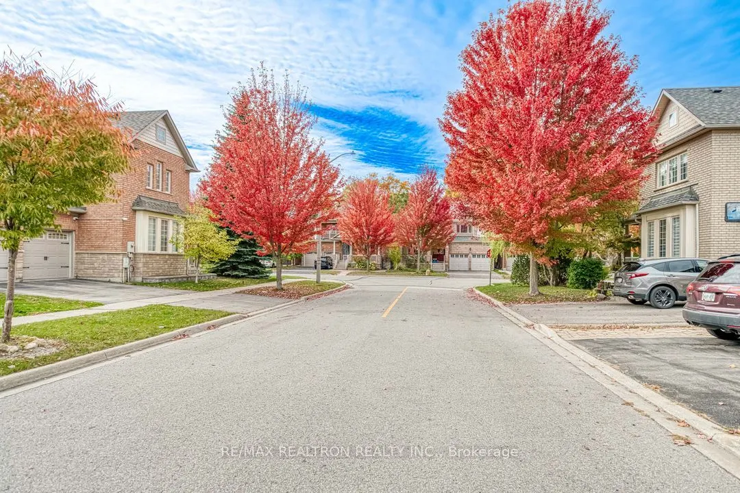 7 Grand Oak Drive