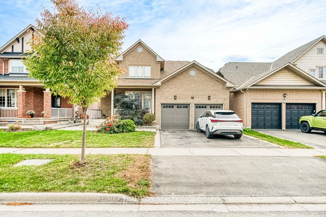 7 Grand Oak Drive
