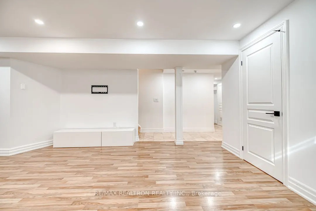 7 Grand Oak Drive