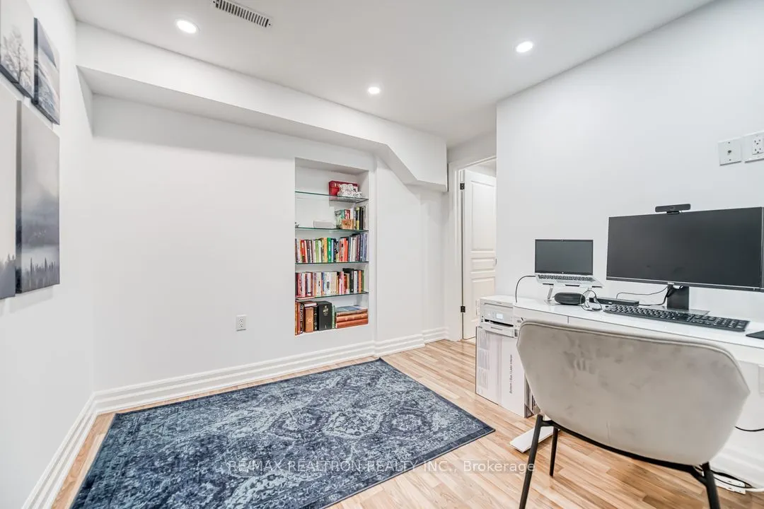 7 Grand Oak Drive