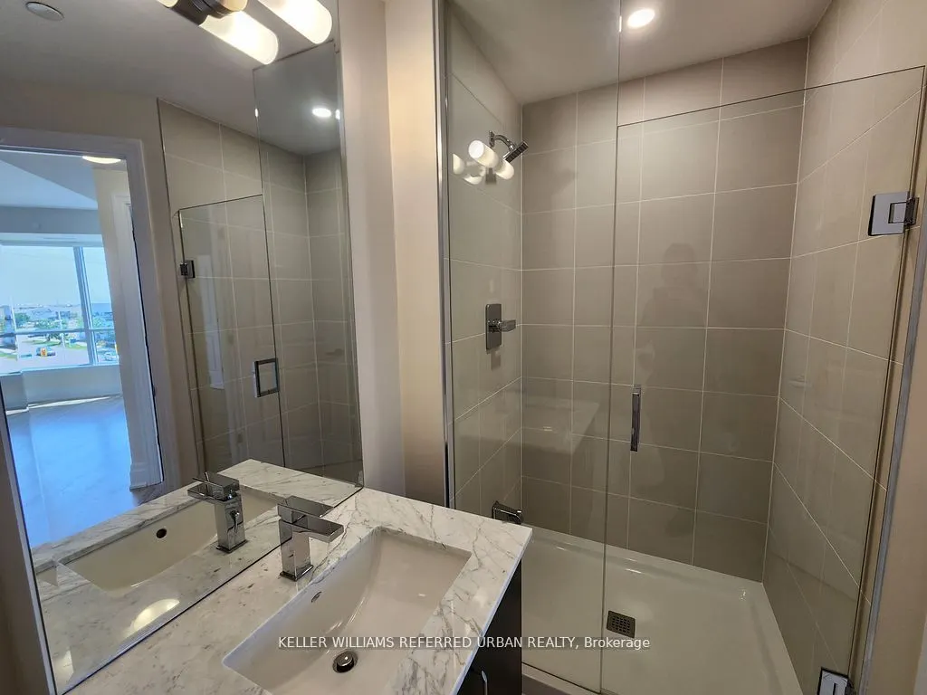9075 Jane Street, #410