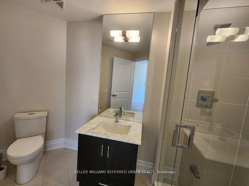 9075 Jane Street, #410