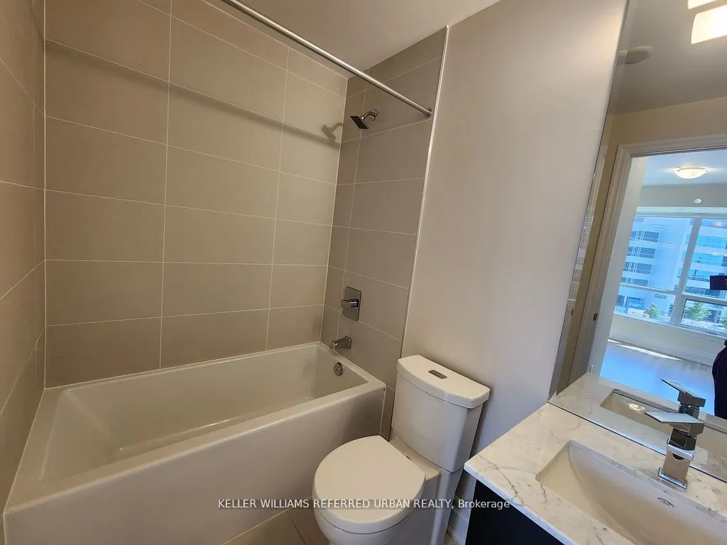 9075 Jane Street, #410