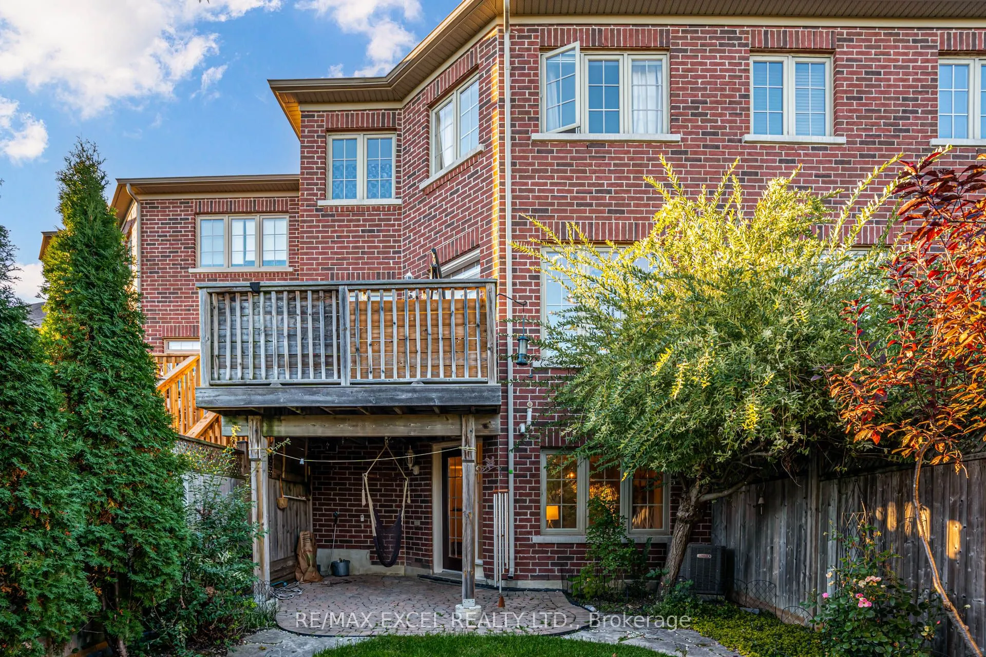 45 Cedarcrest Crescent