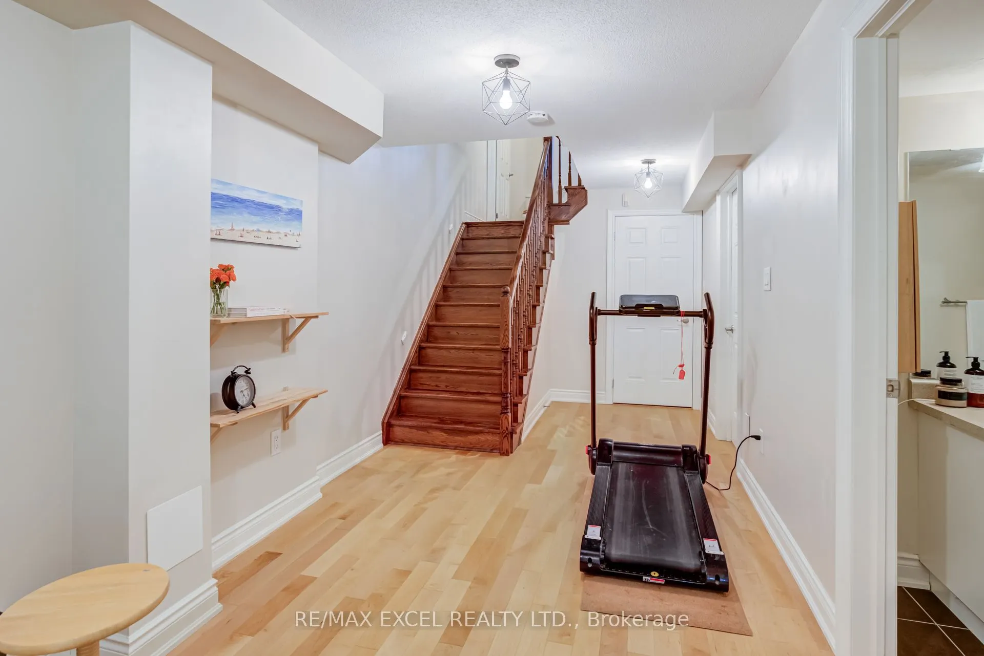 45 Cedarcrest Crescent