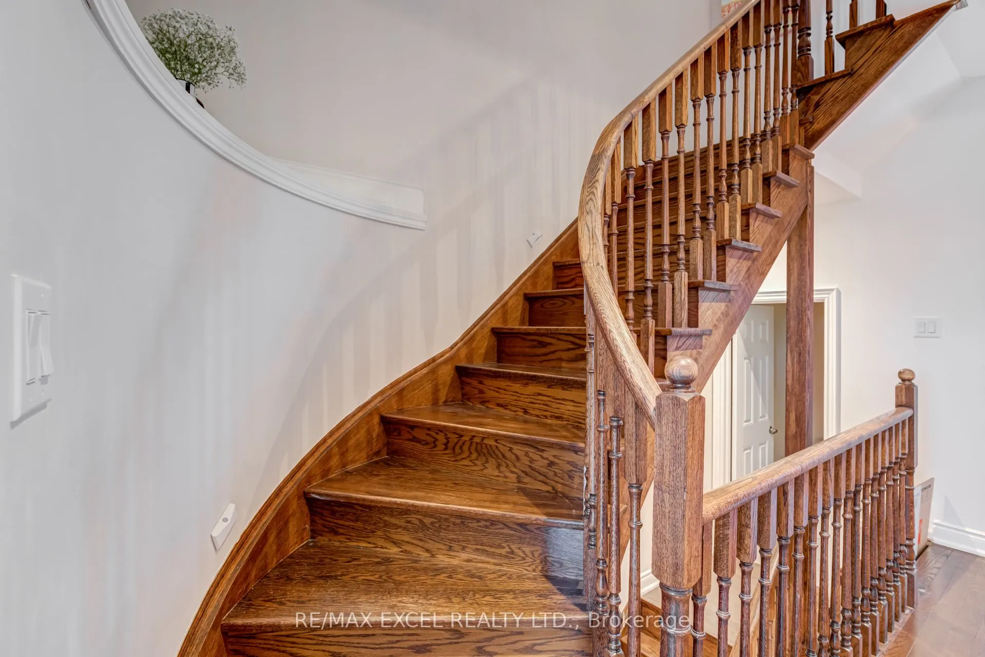 45 Cedarcrest Crescent