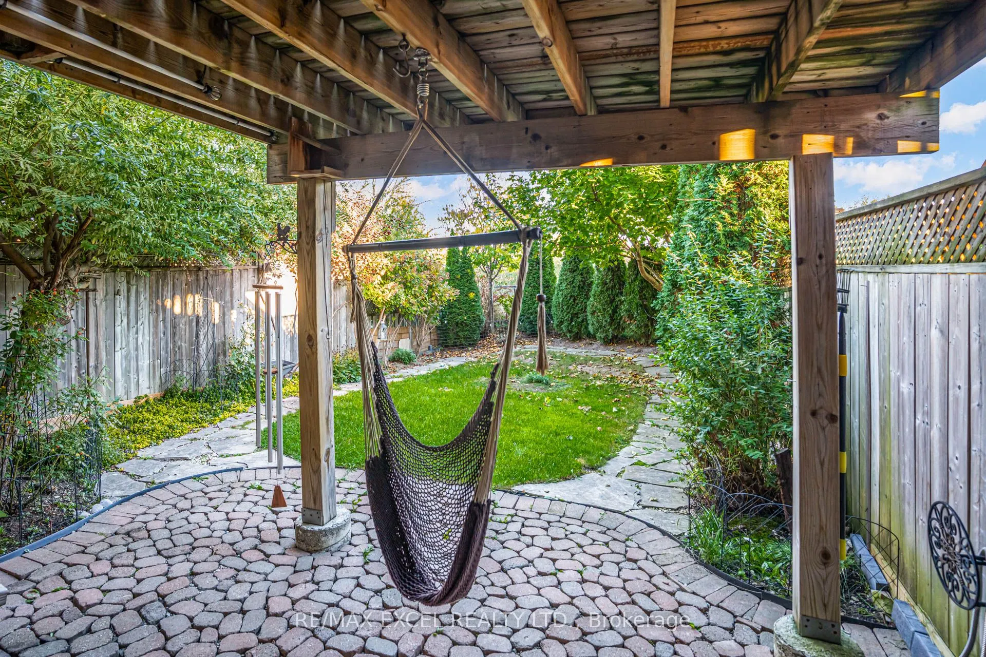 45 Cedarcrest Crescent