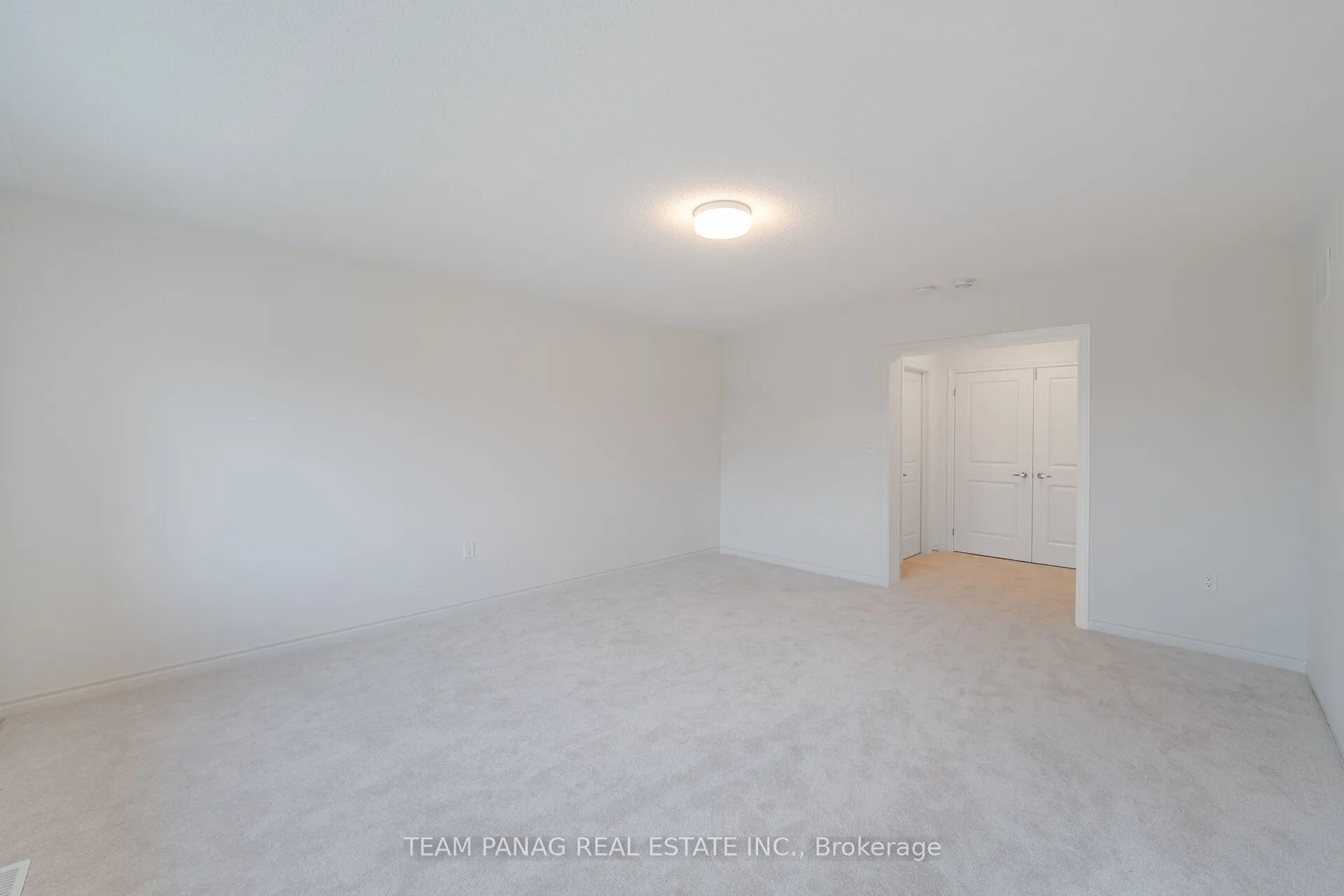 46 Sparrow Way