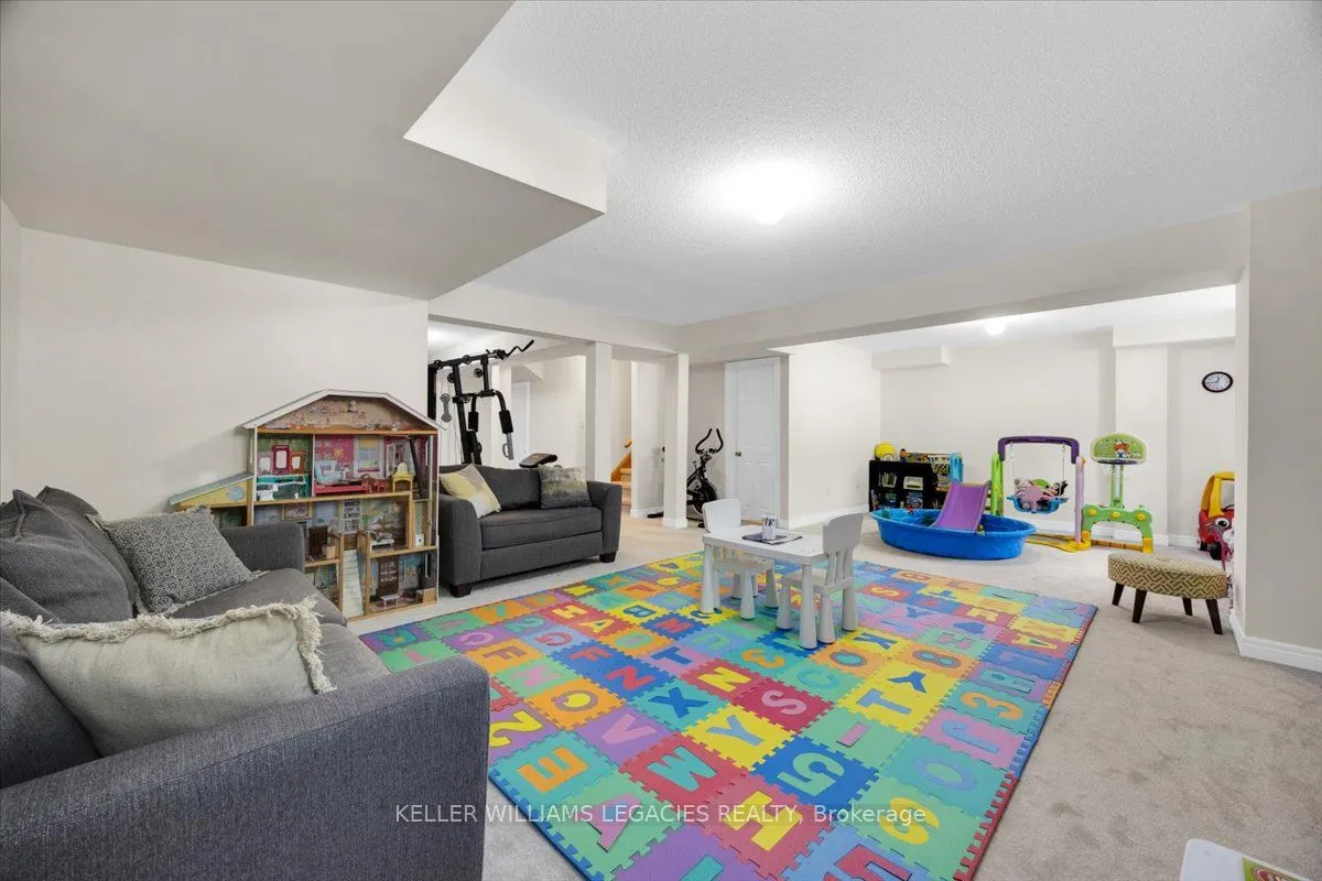 208 Greenwood Road