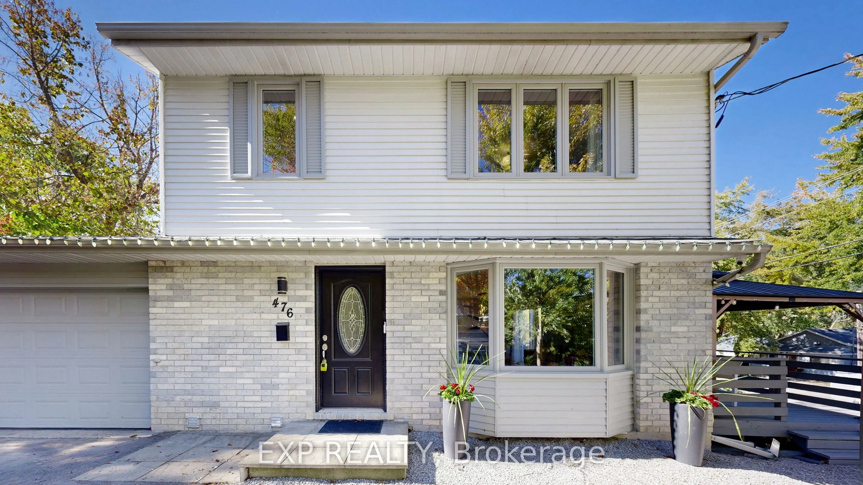 476 Aleah Crescent