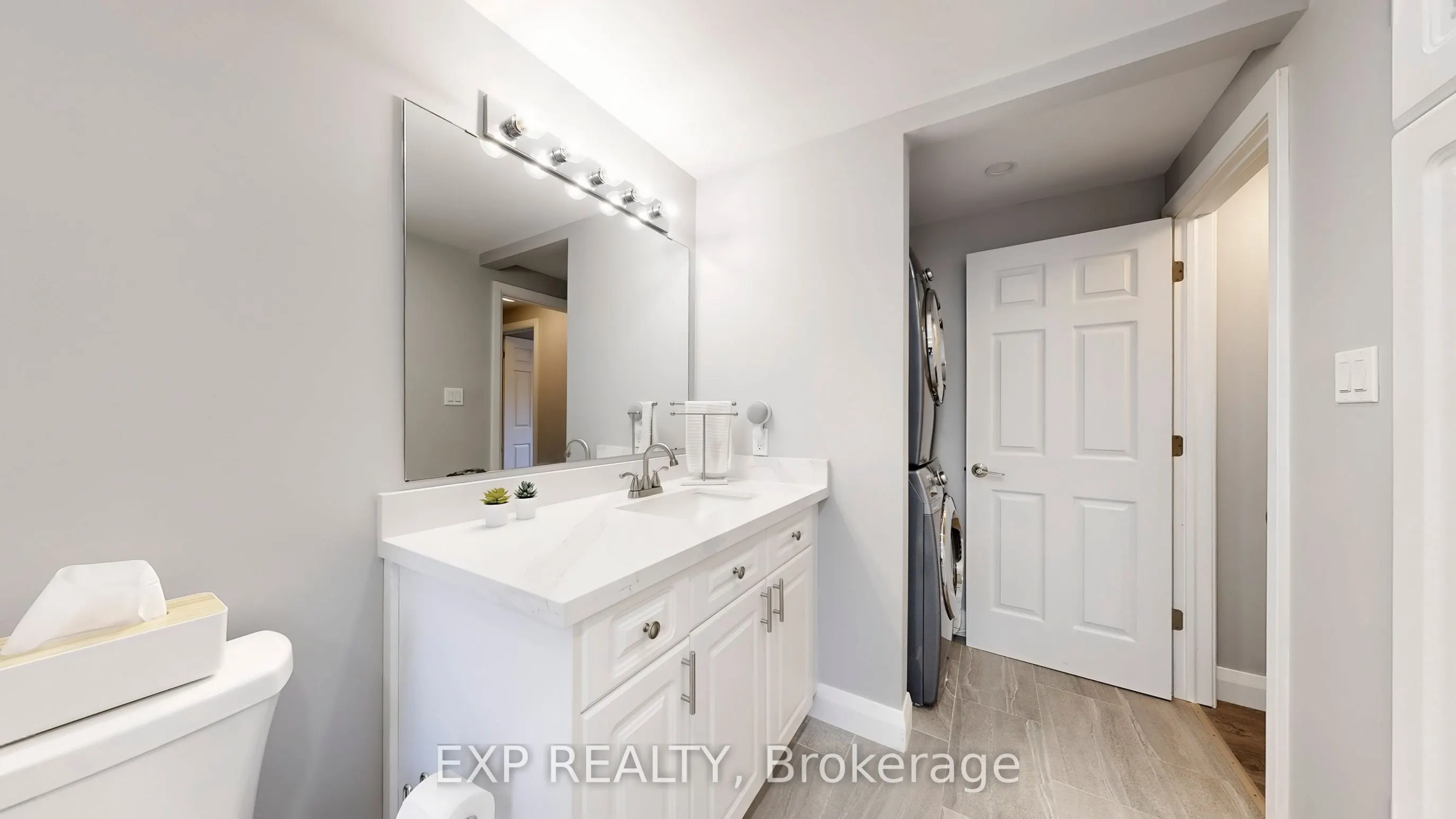 476 Aleah Crescent