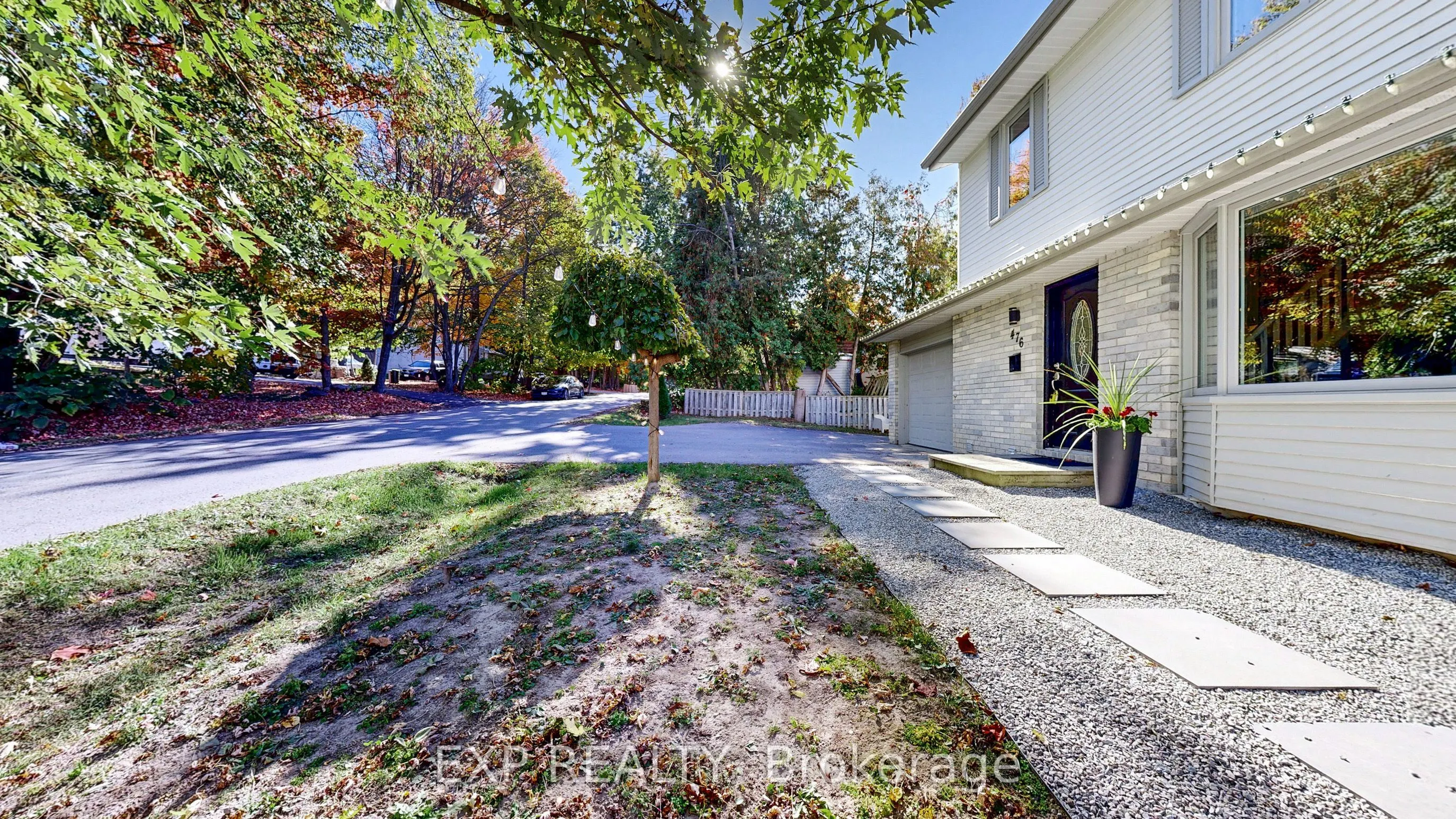 476 Aleah Crescent