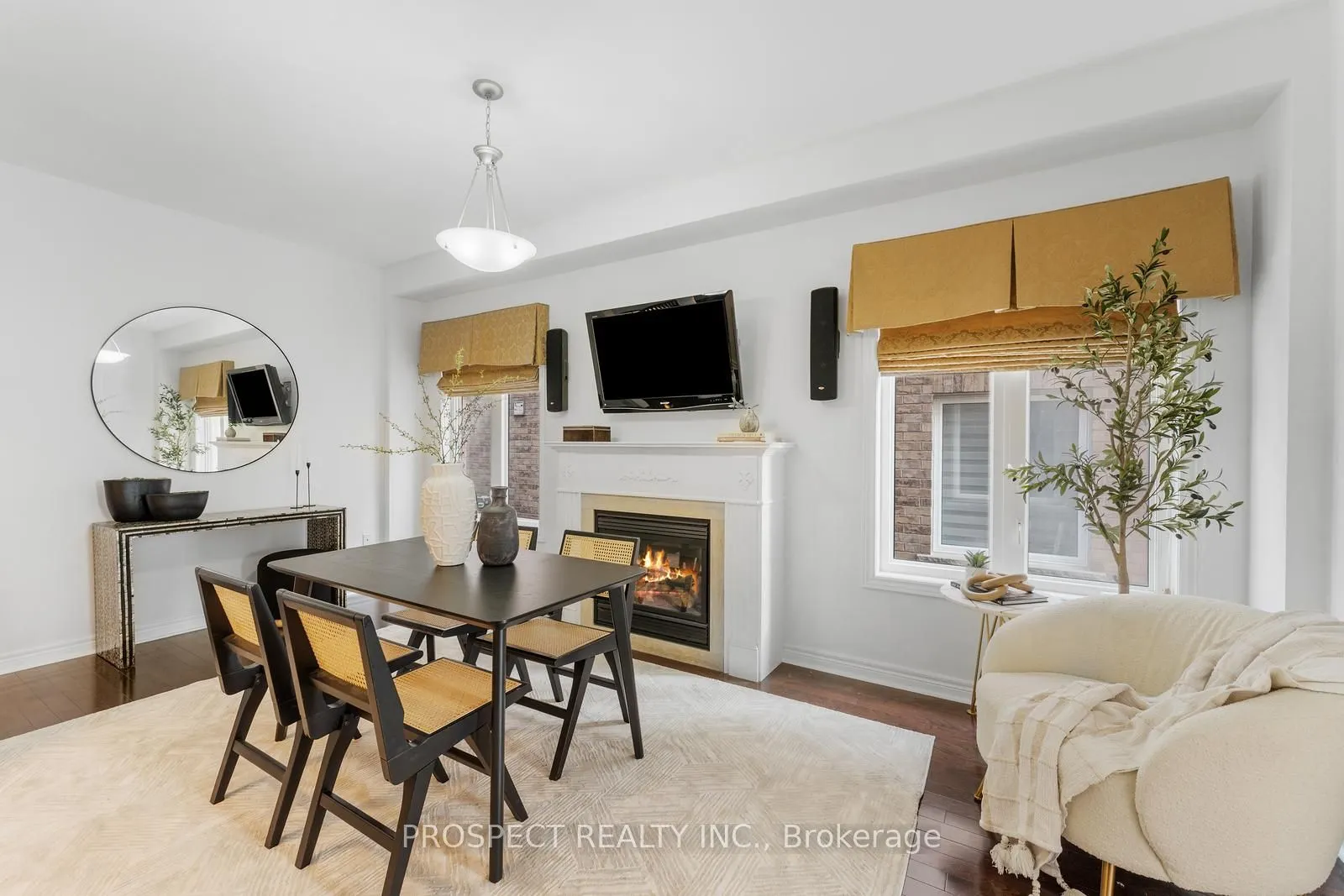 22 Worthview Drive