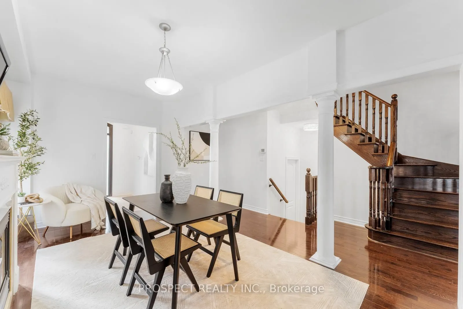 22 Worthview Drive