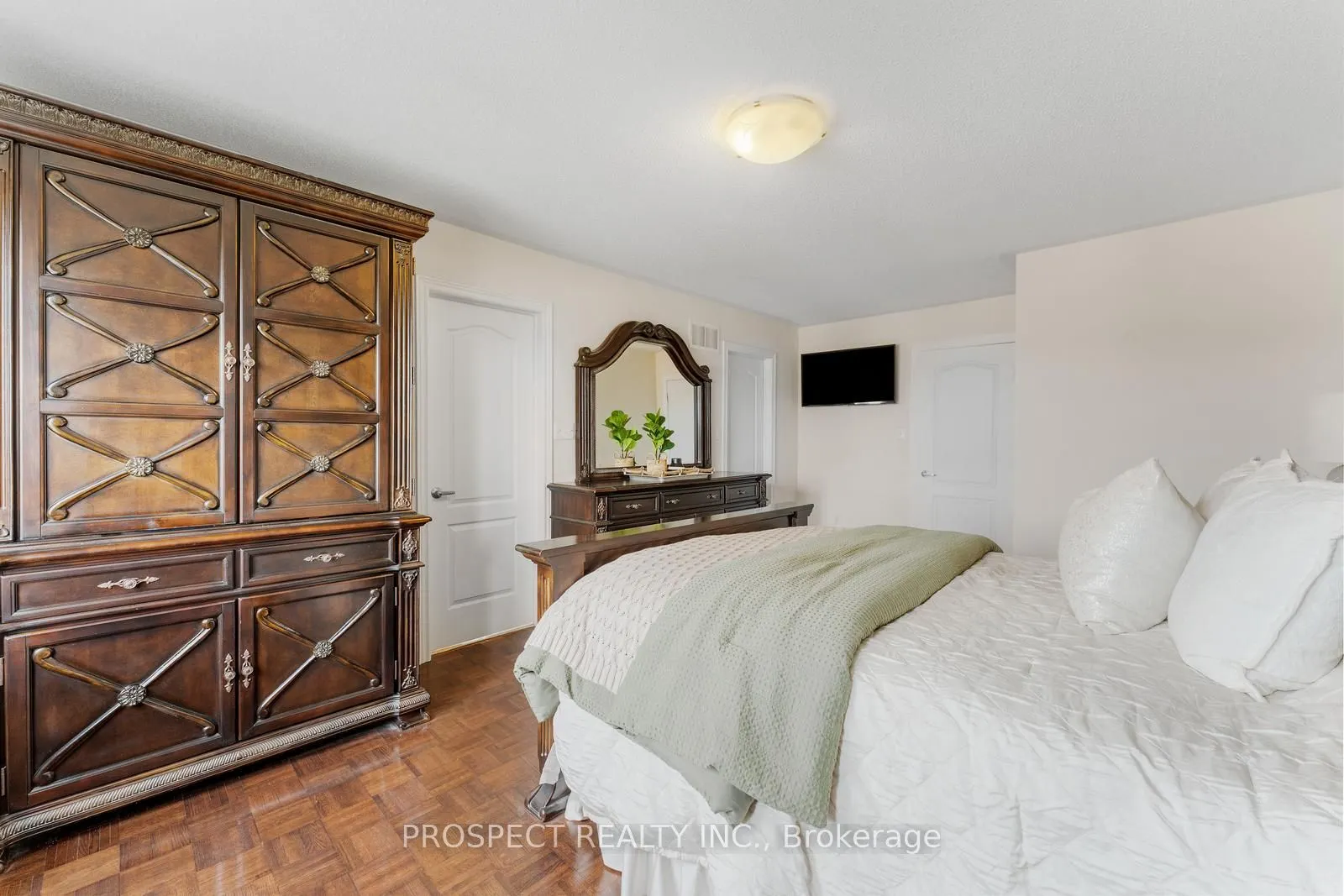 22 Worthview Drive