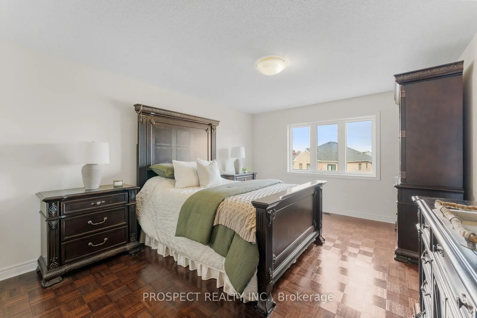 22 Worthview Drive