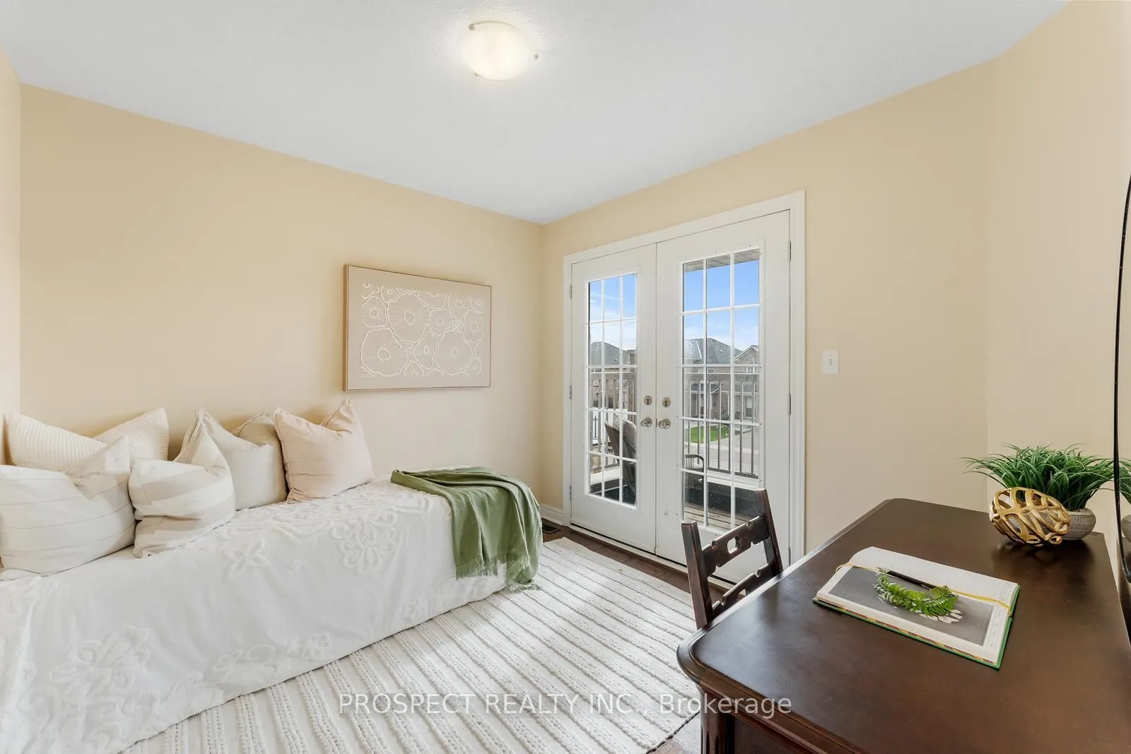 22 Worthview Drive