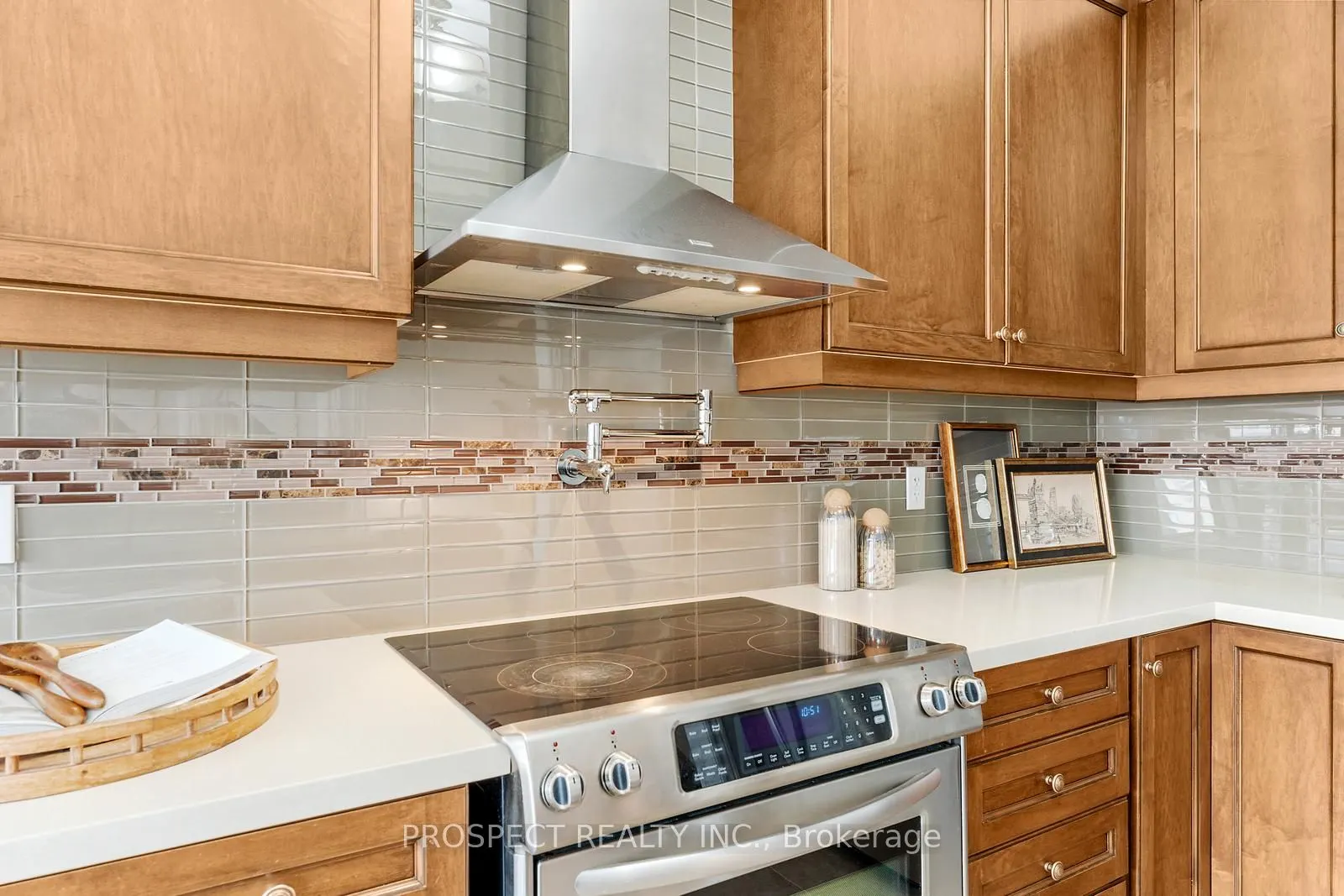22 Worthview Drive