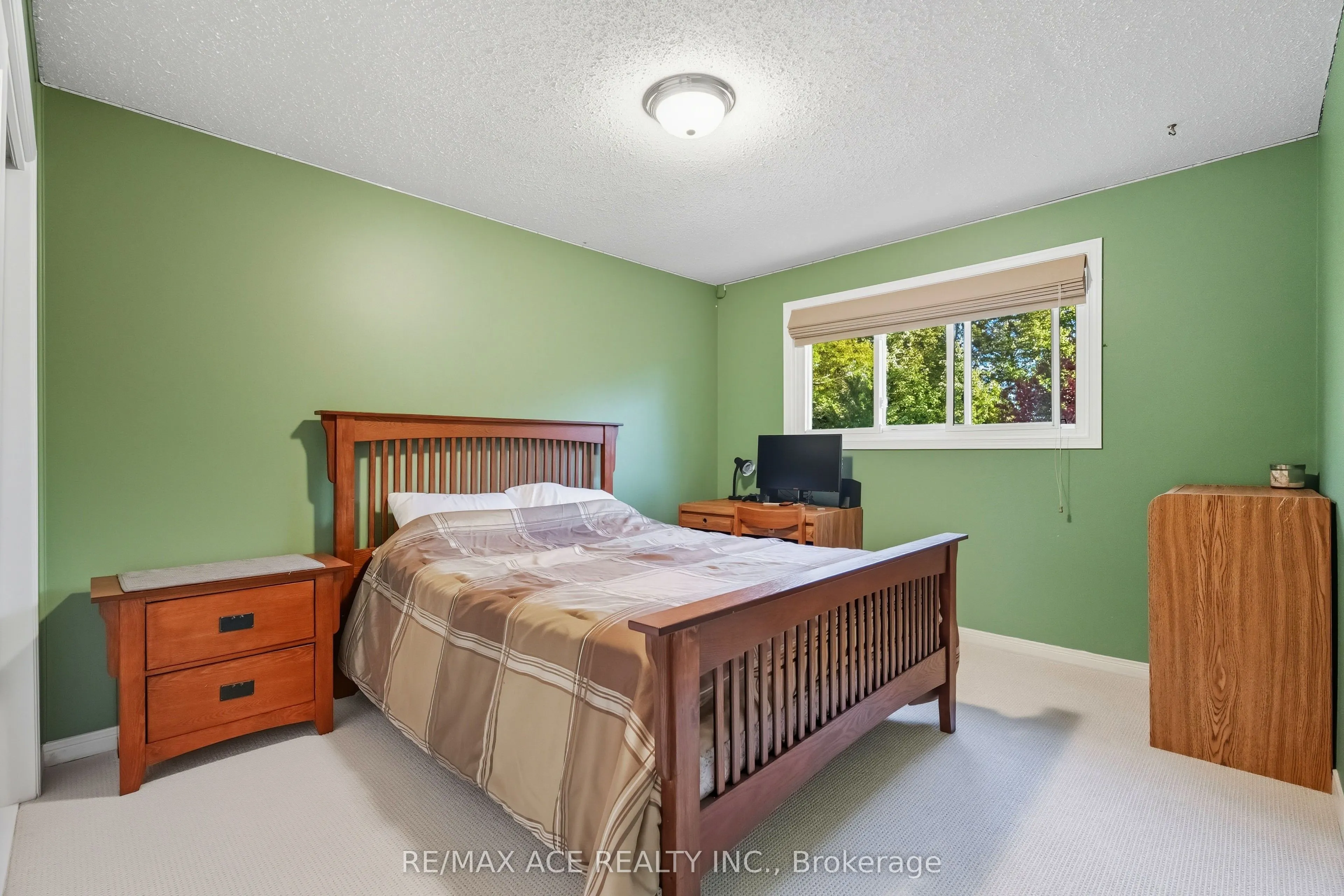 17 Black Willow Court