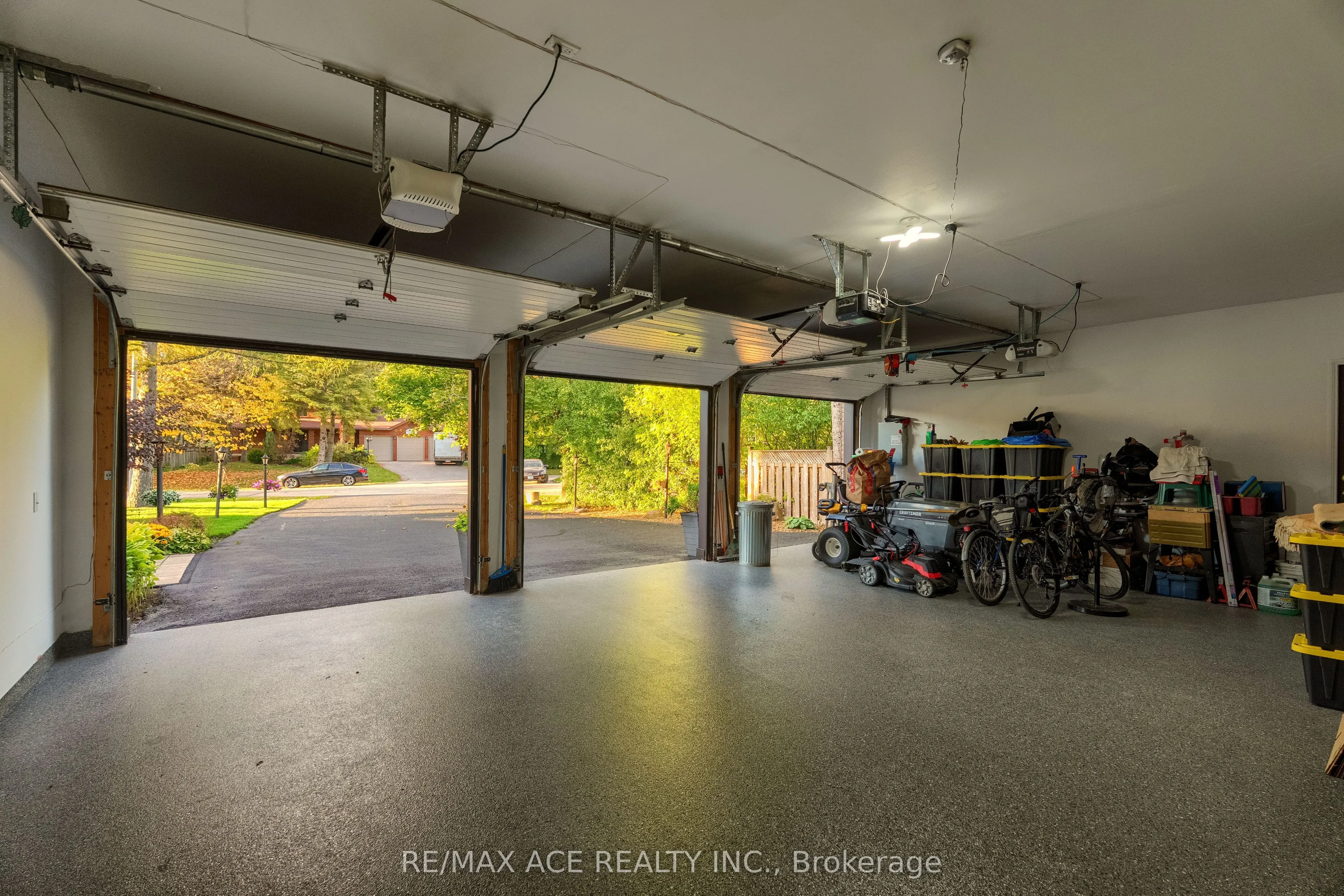 17 Black Willow Court