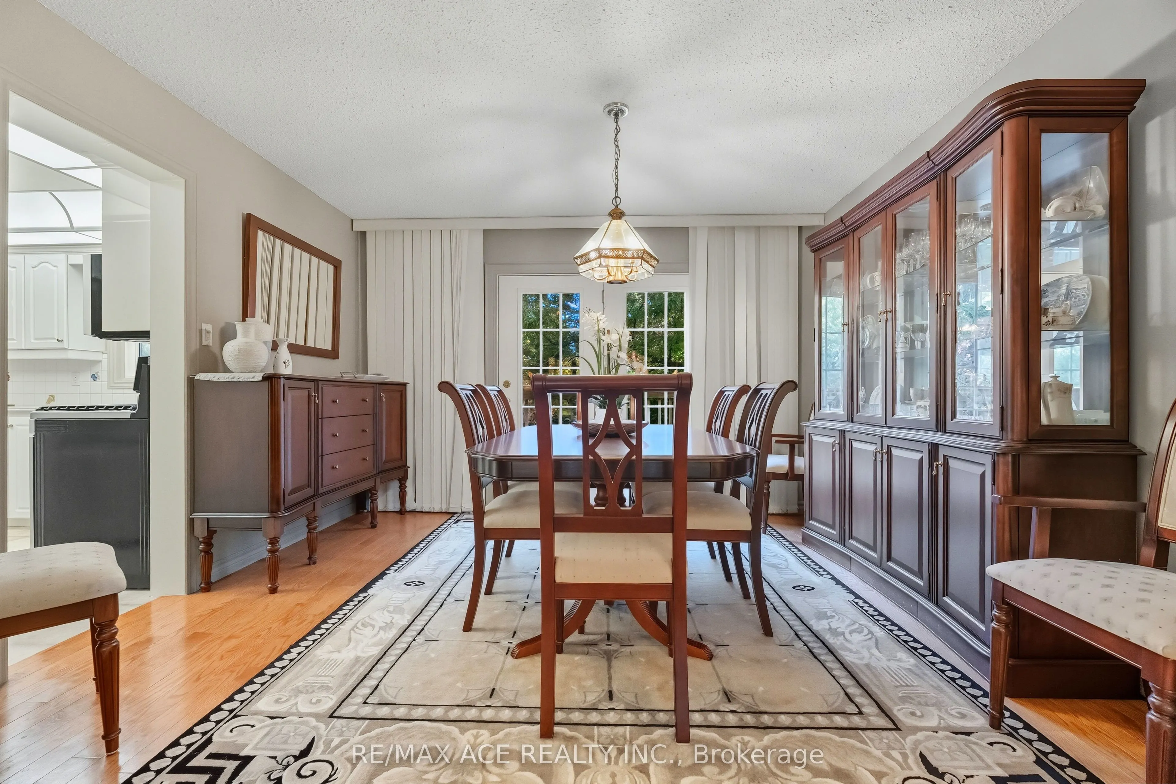 17 Black Willow Court