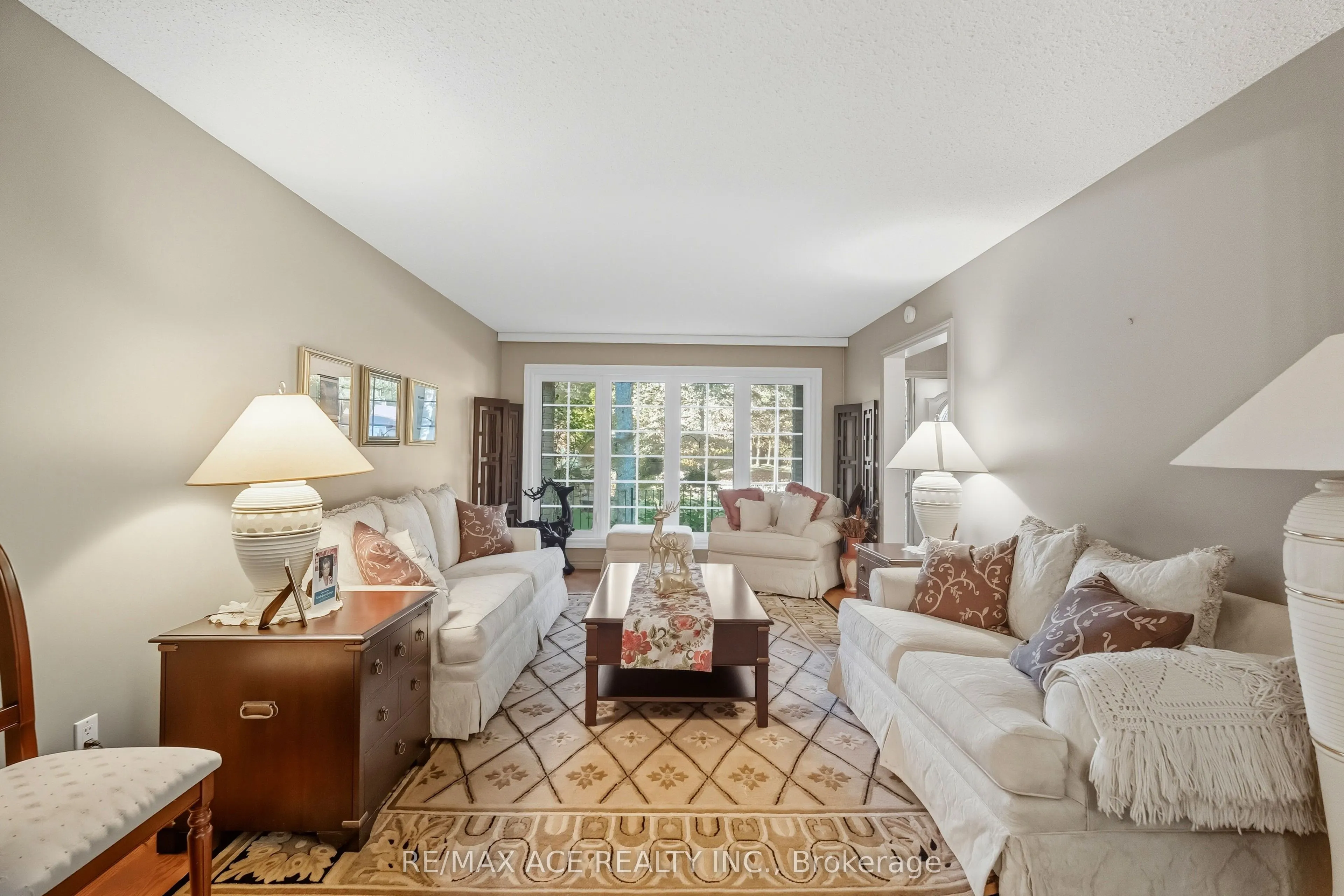 17 Black Willow Court