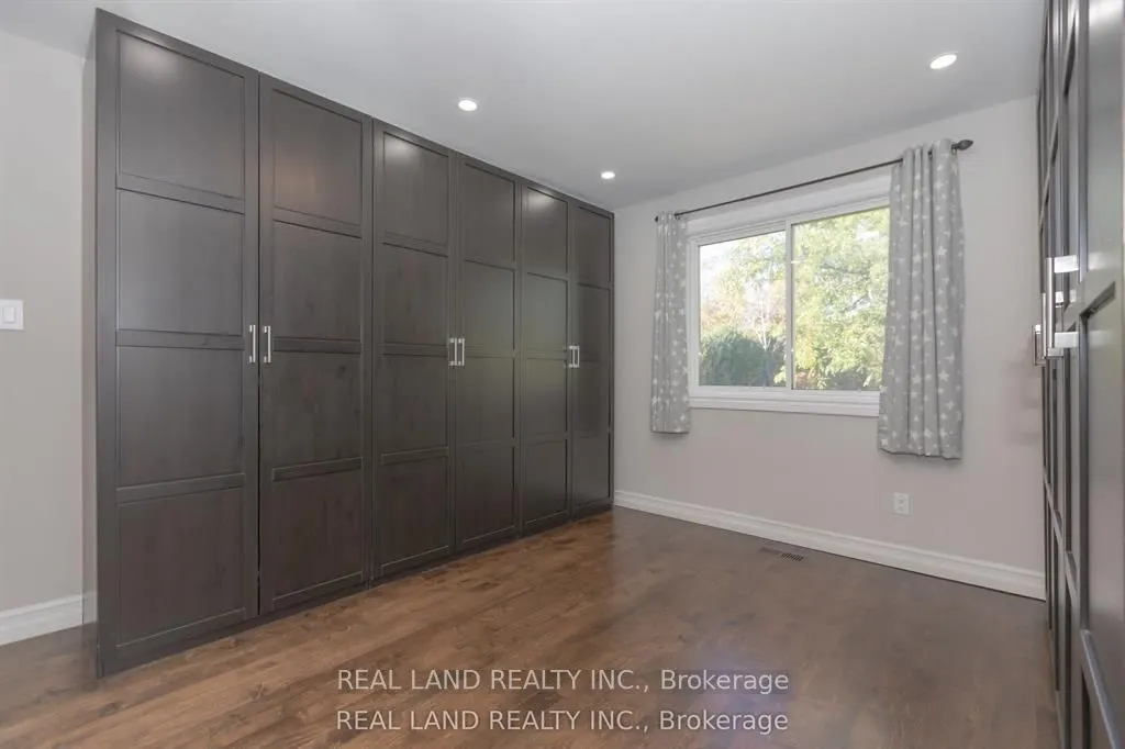 10 Timpson Drive