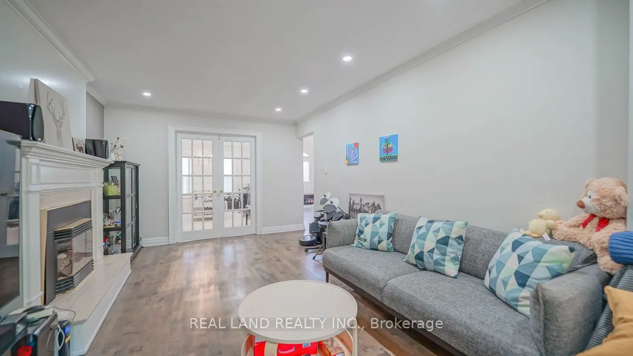 10 Timpson Drive