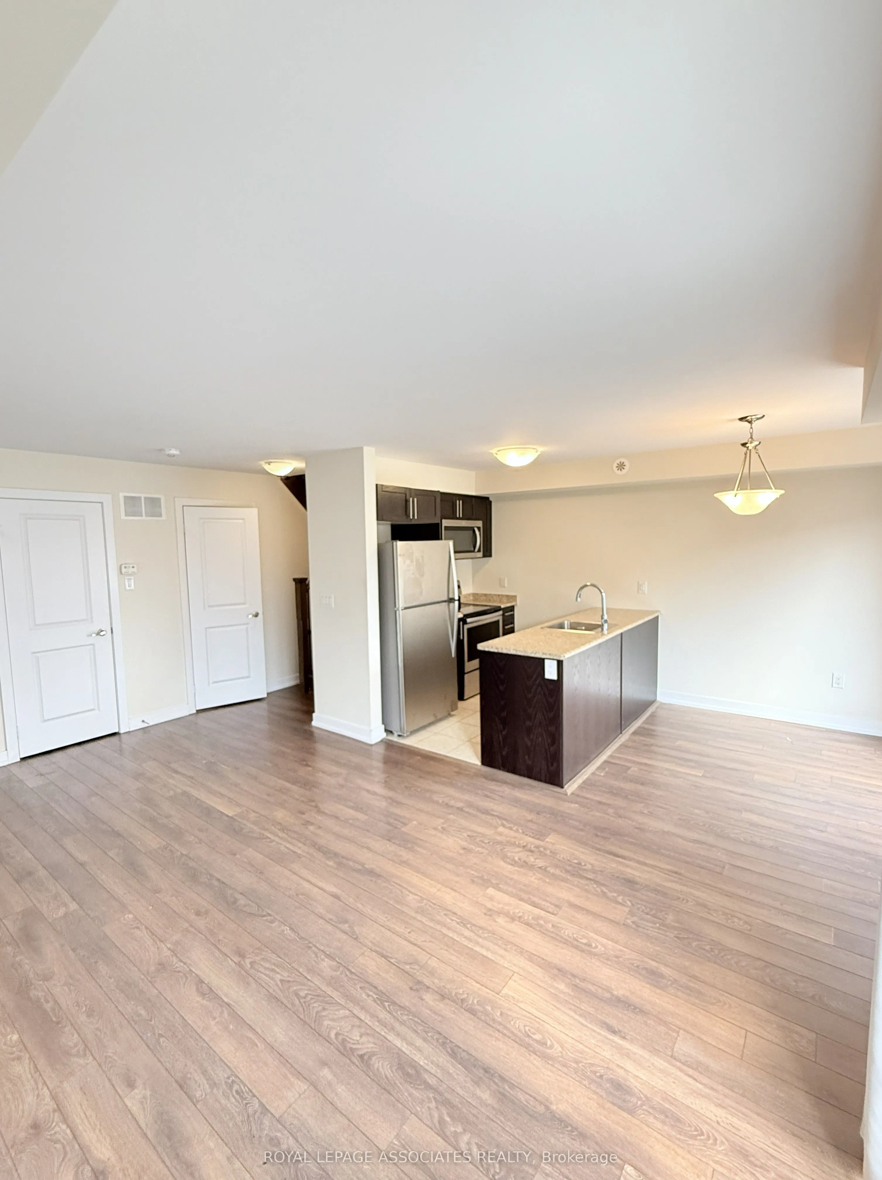 20 Westmeath Lane, #2318