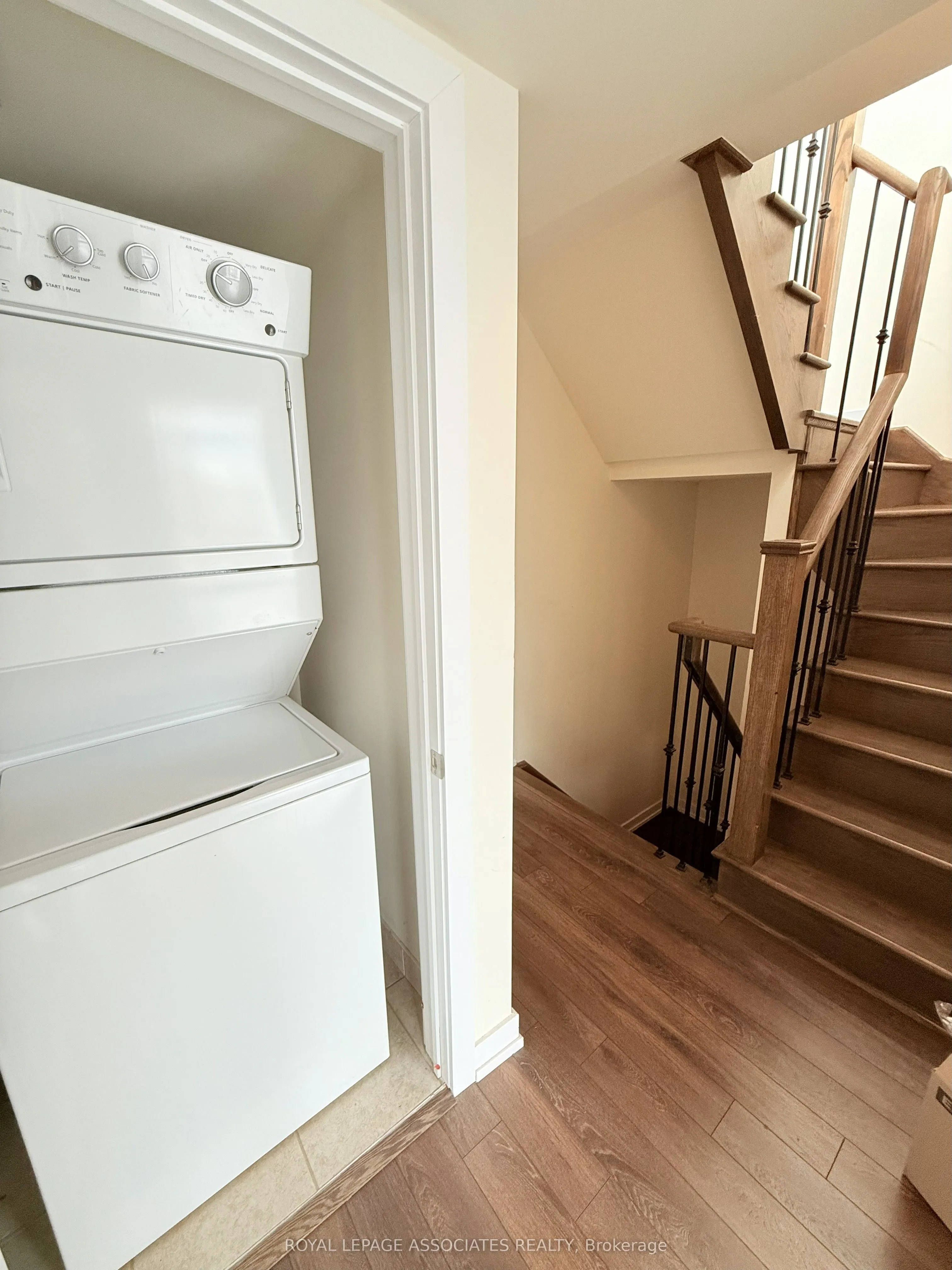 20 Westmeath Lane, #2318