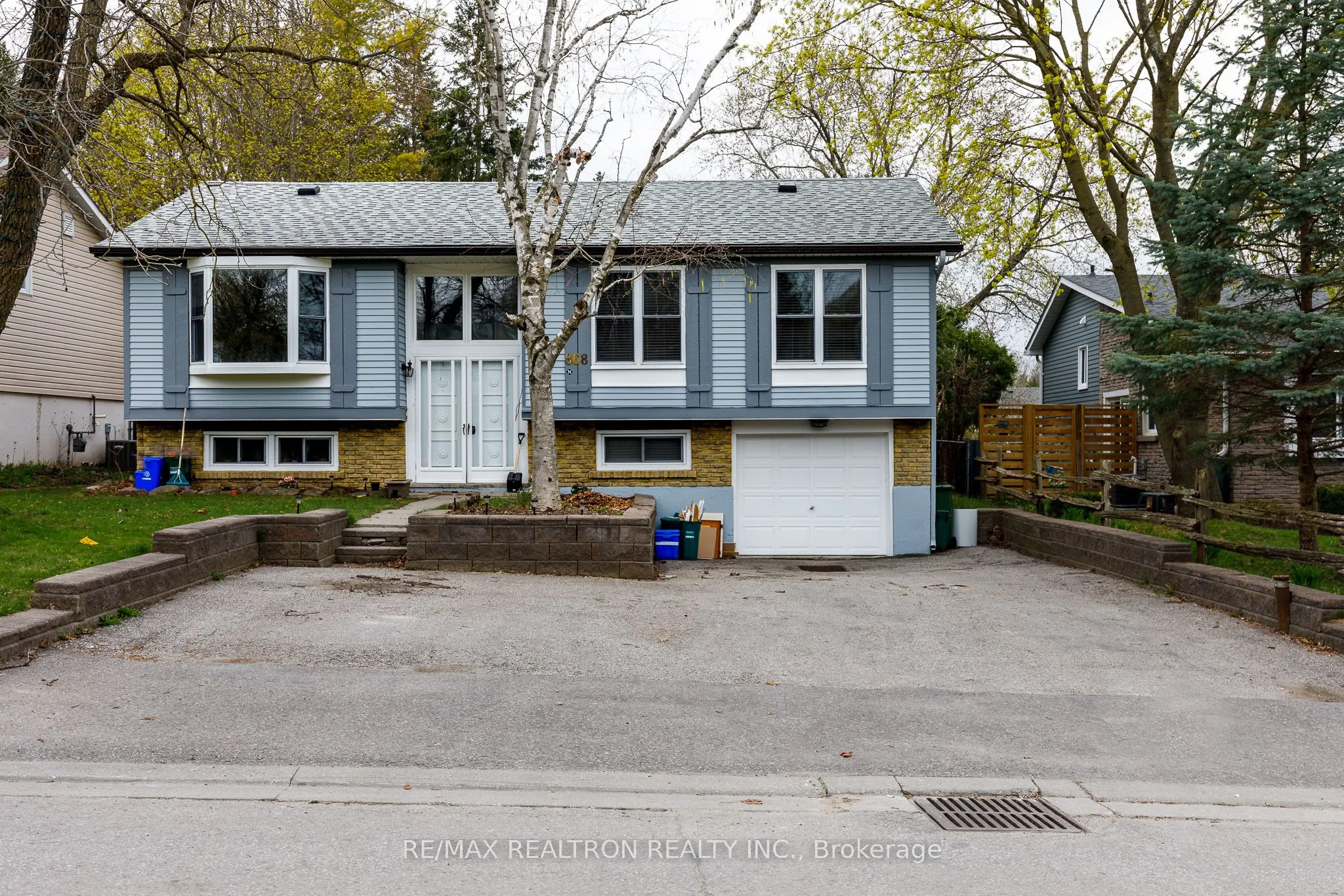 868 Magnolia Avenue