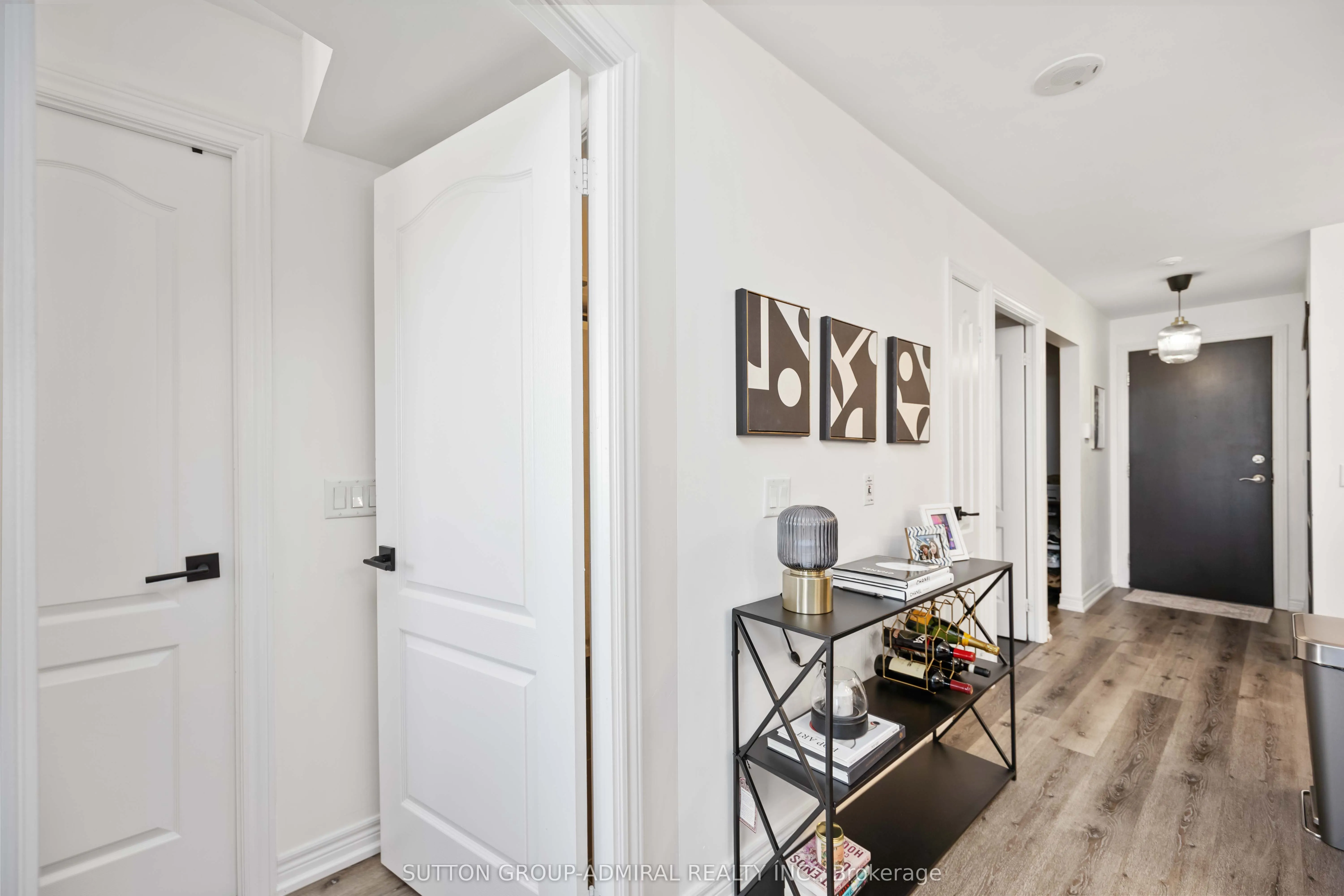 50 Disera Drive, #1109