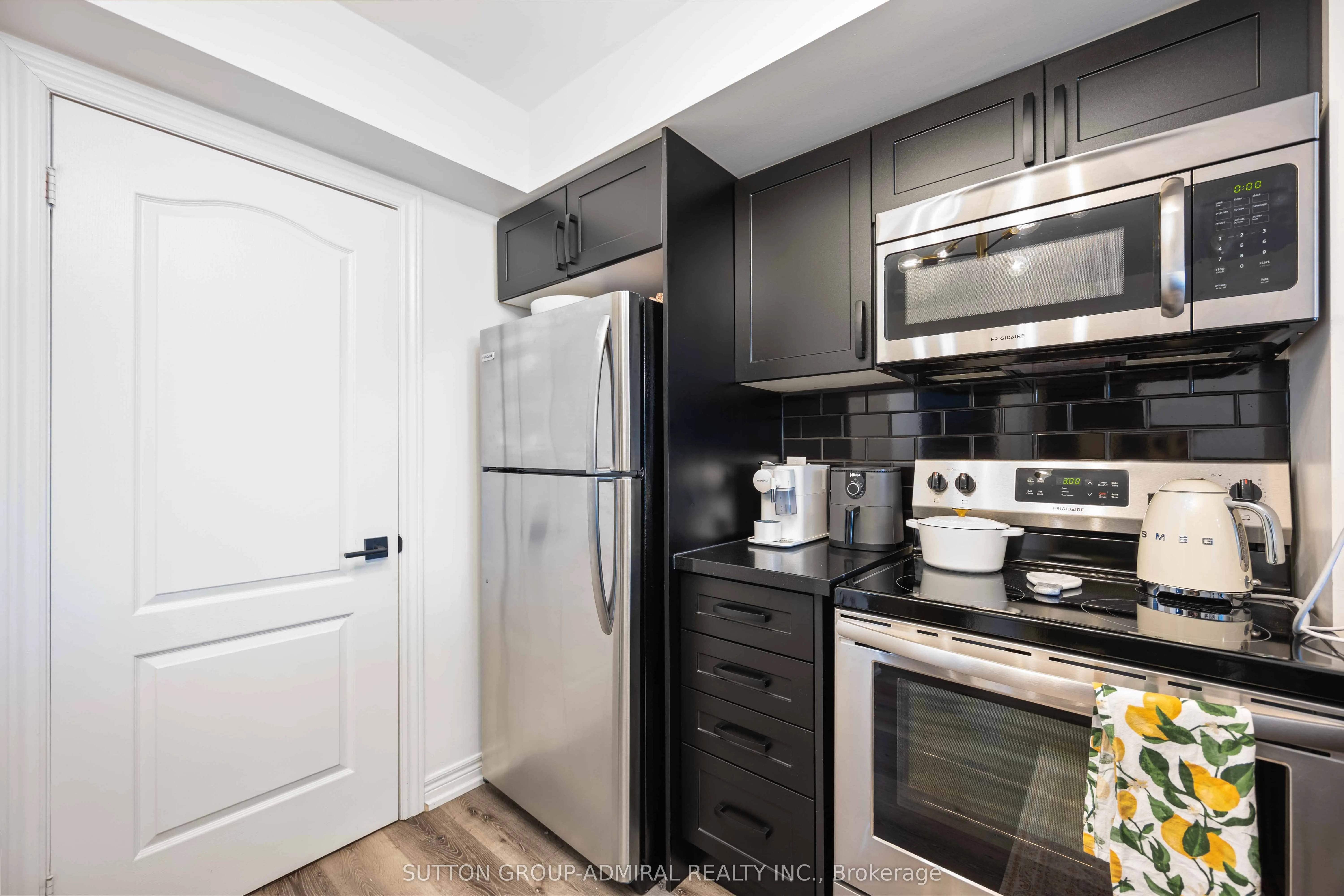 50 Disera Drive, #1109
