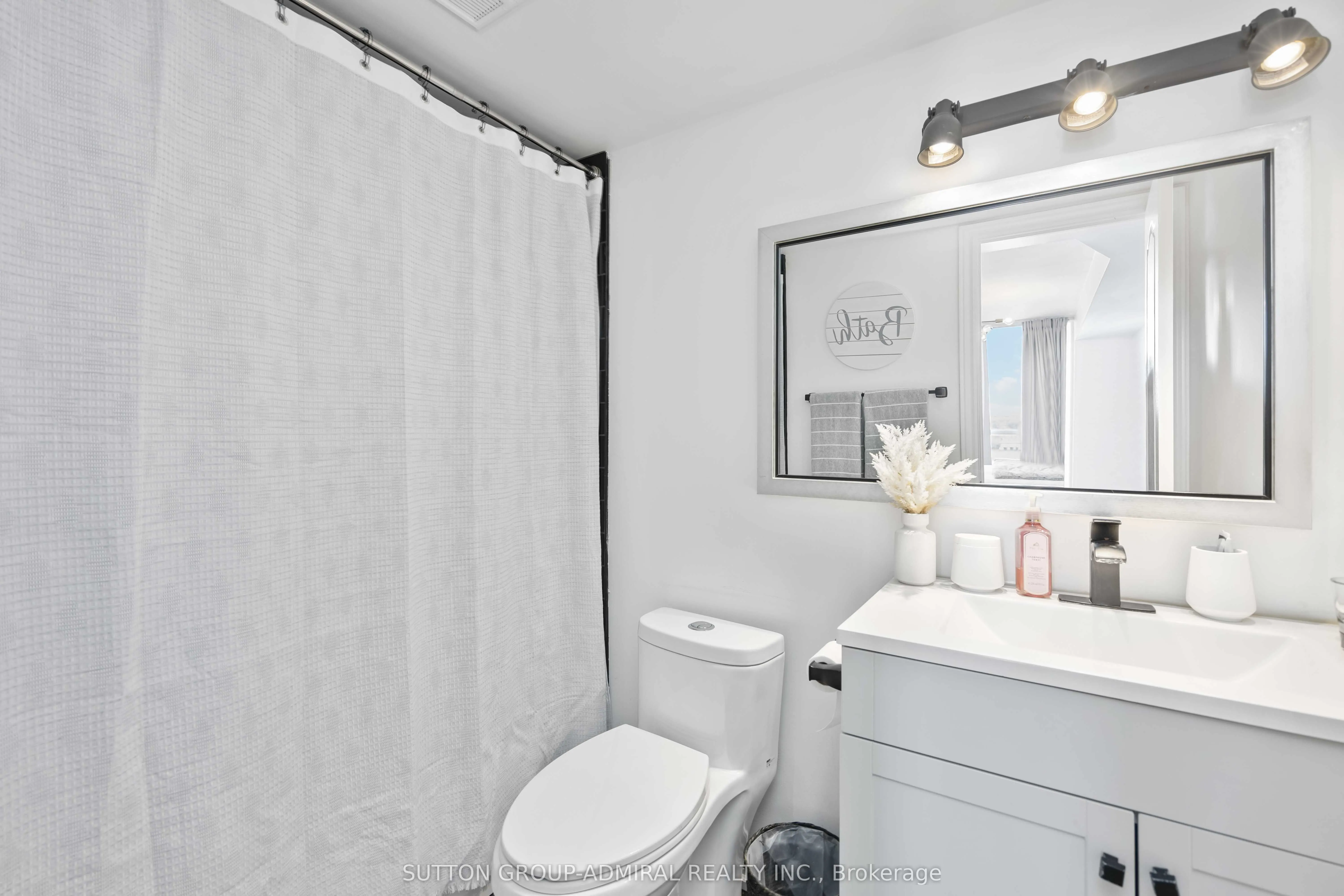 50 Disera Drive, #1109