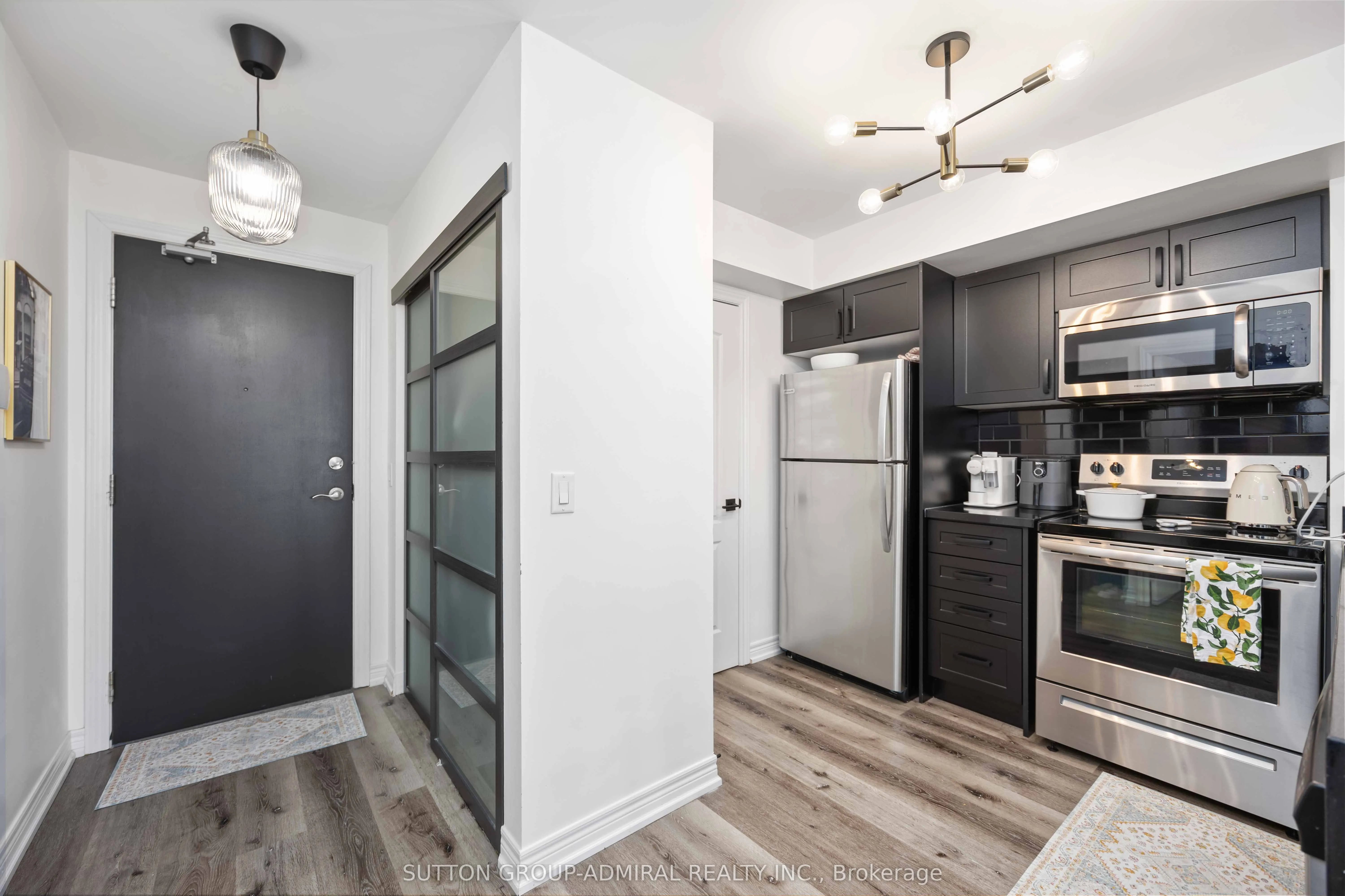 50 Disera Drive, #1109