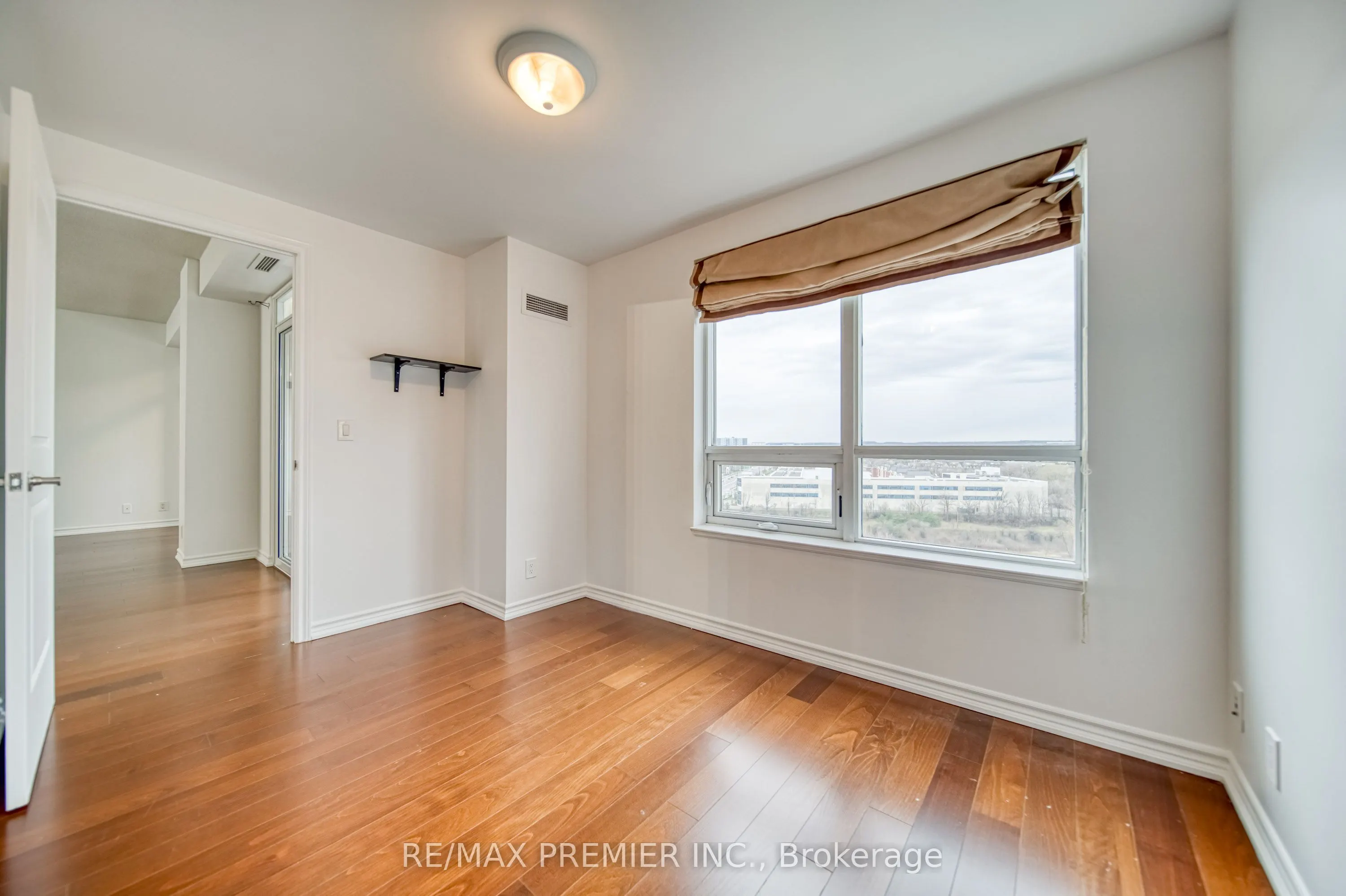 9235 Jane Street, #1201